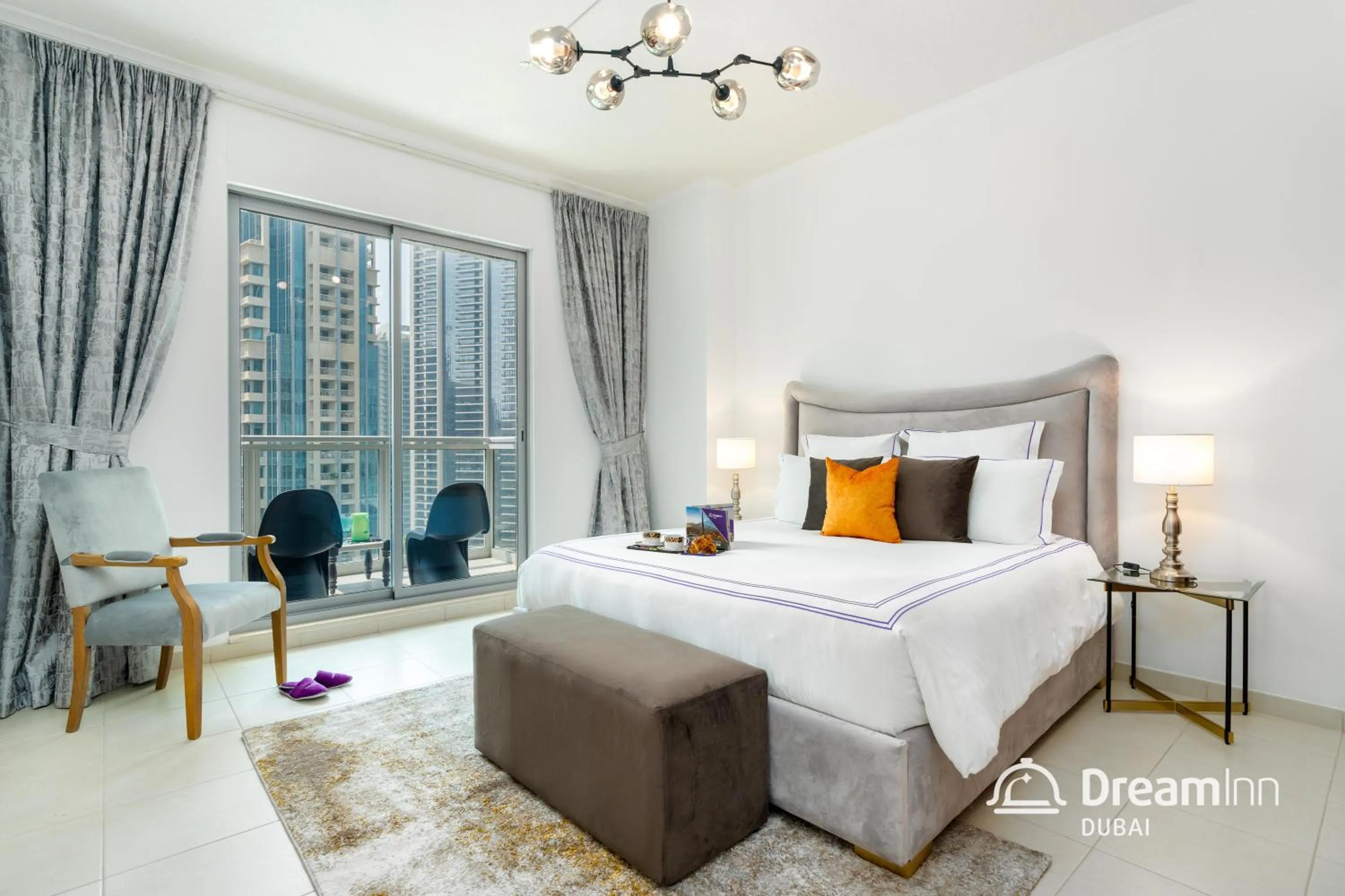 Bedroom, Bed in Dream Inn Apartments - Burj Residences Burj Khalifa View