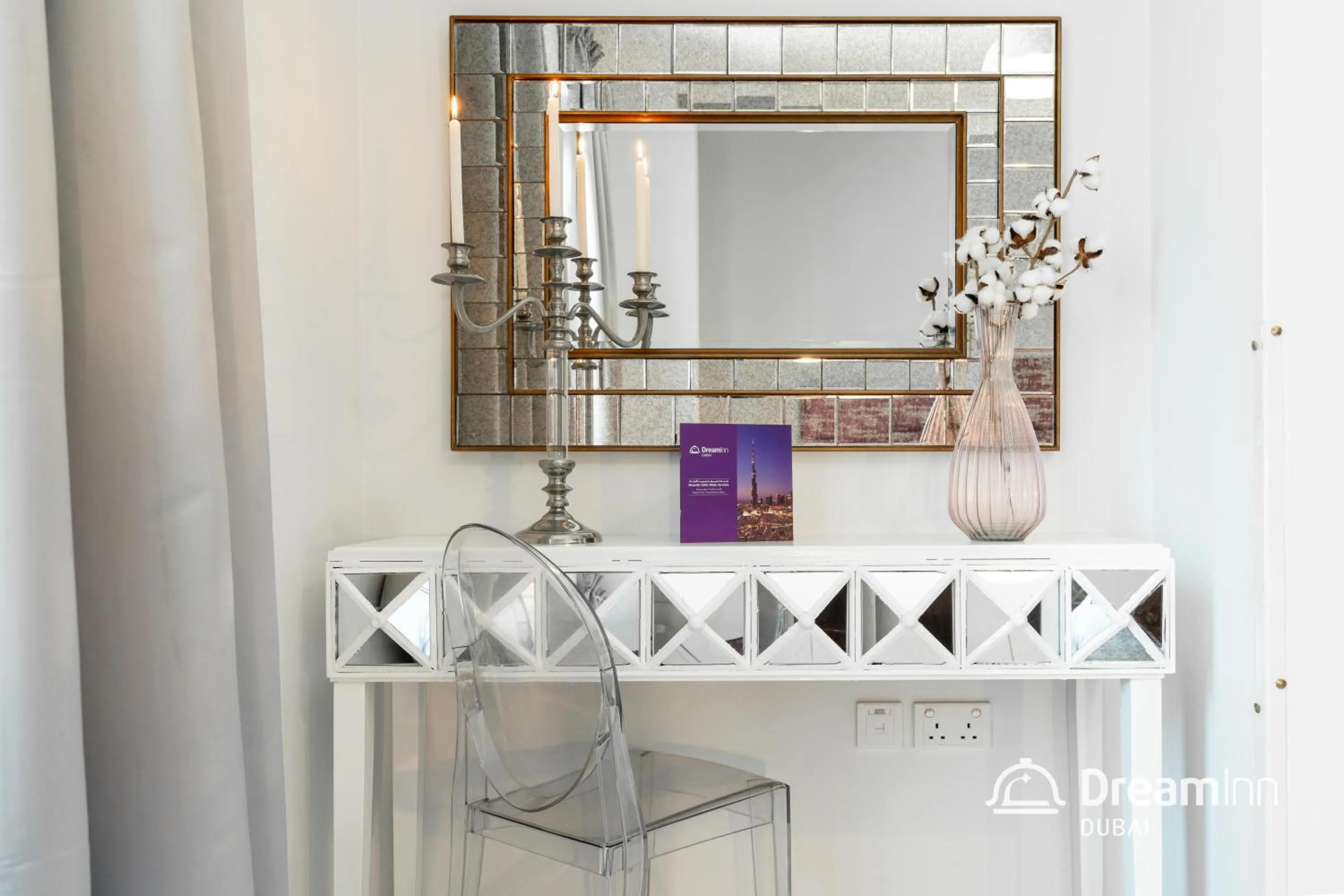 Decorative detail in Dream Inn Apartments - Burj Residences Burj Khalifa View