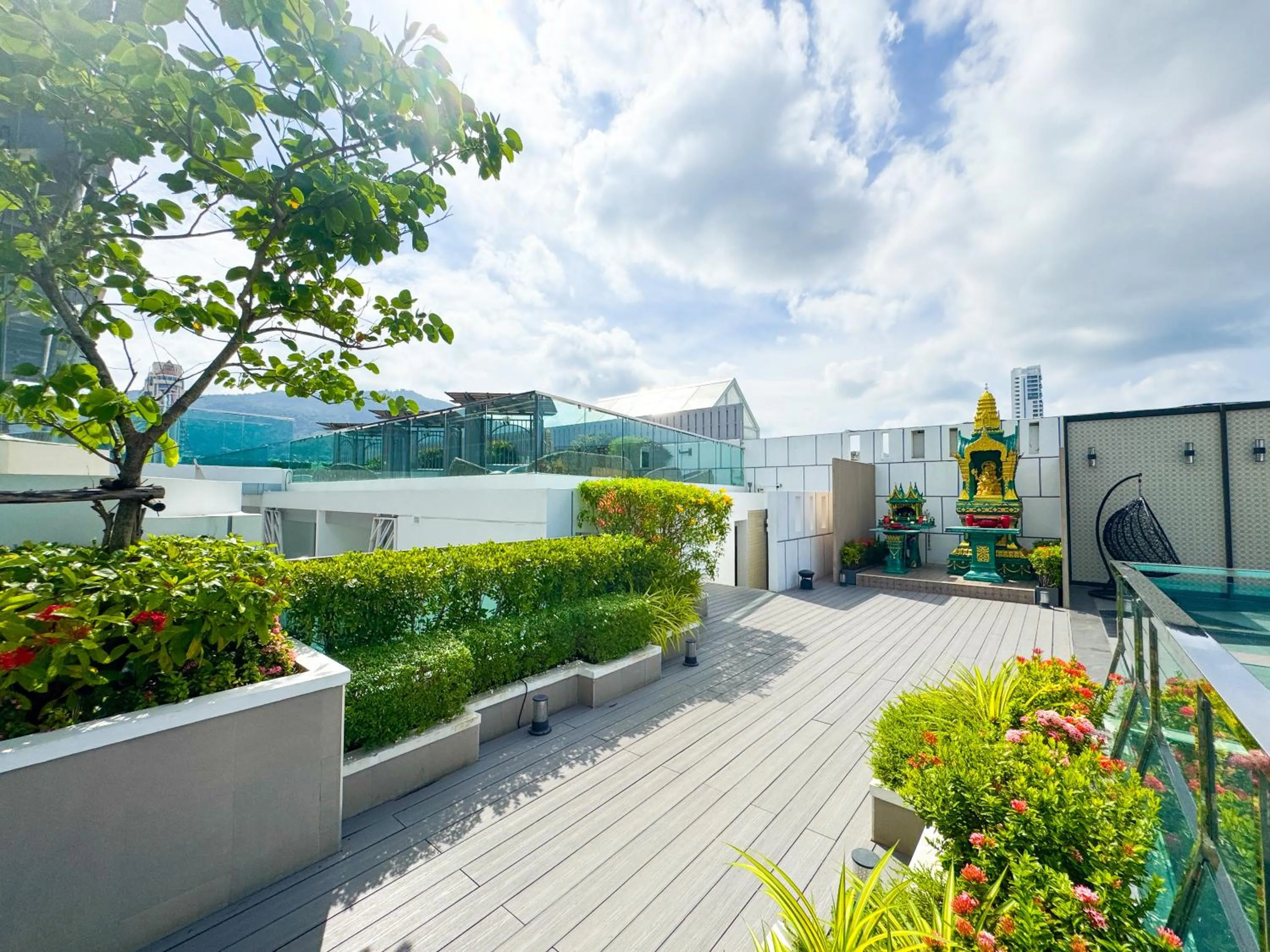 Property building in Clarian Hotel Beach Patong