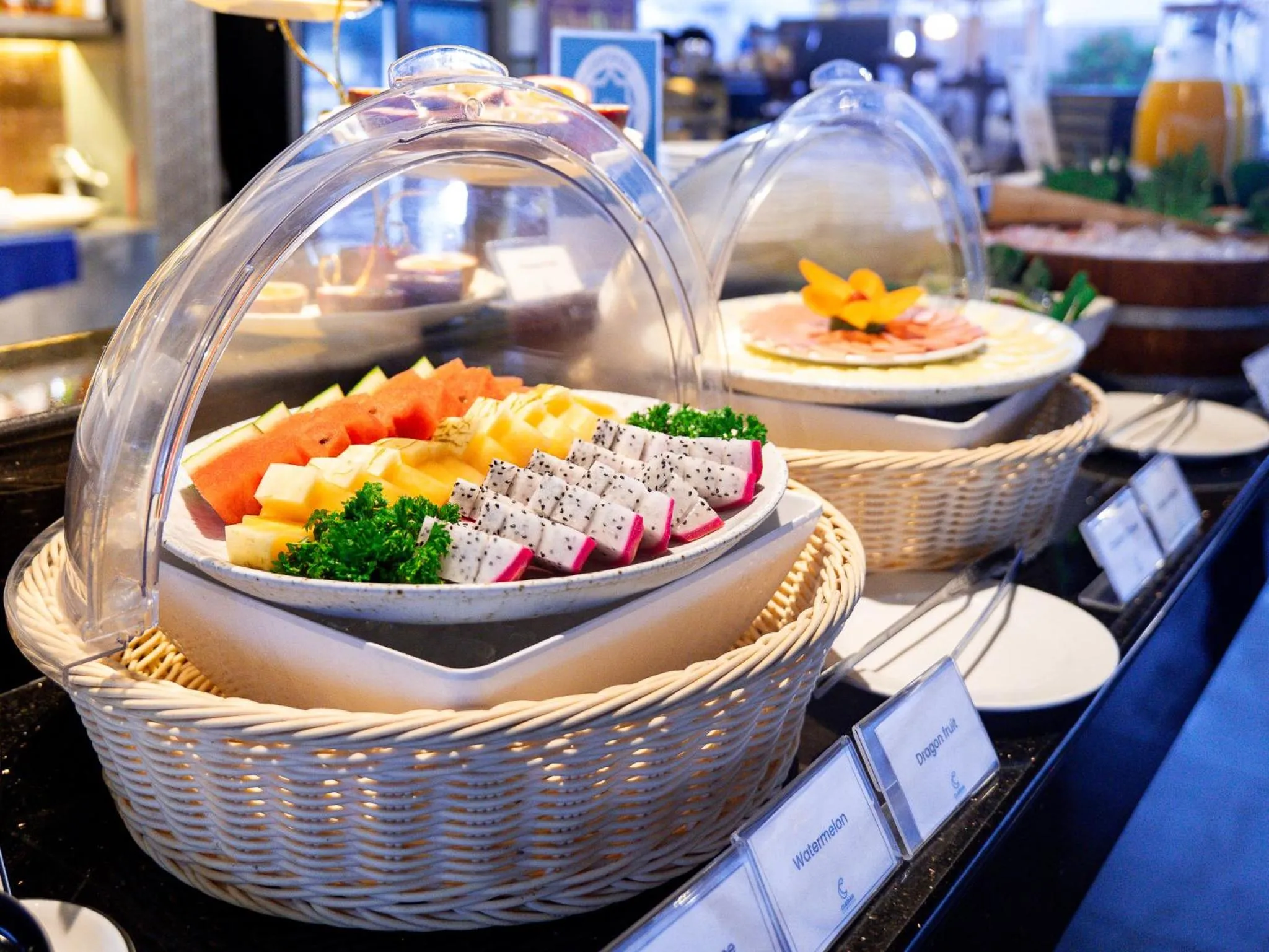 Restaurant/places to eat in Clarian Hotel Beach Patong