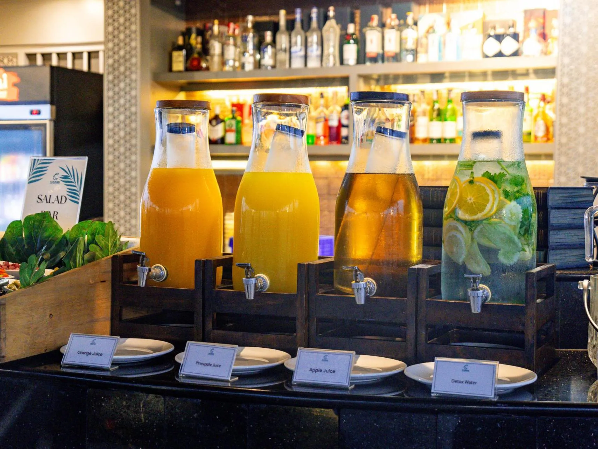 Restaurant/places to eat in Clarian Hotel Beach Patong