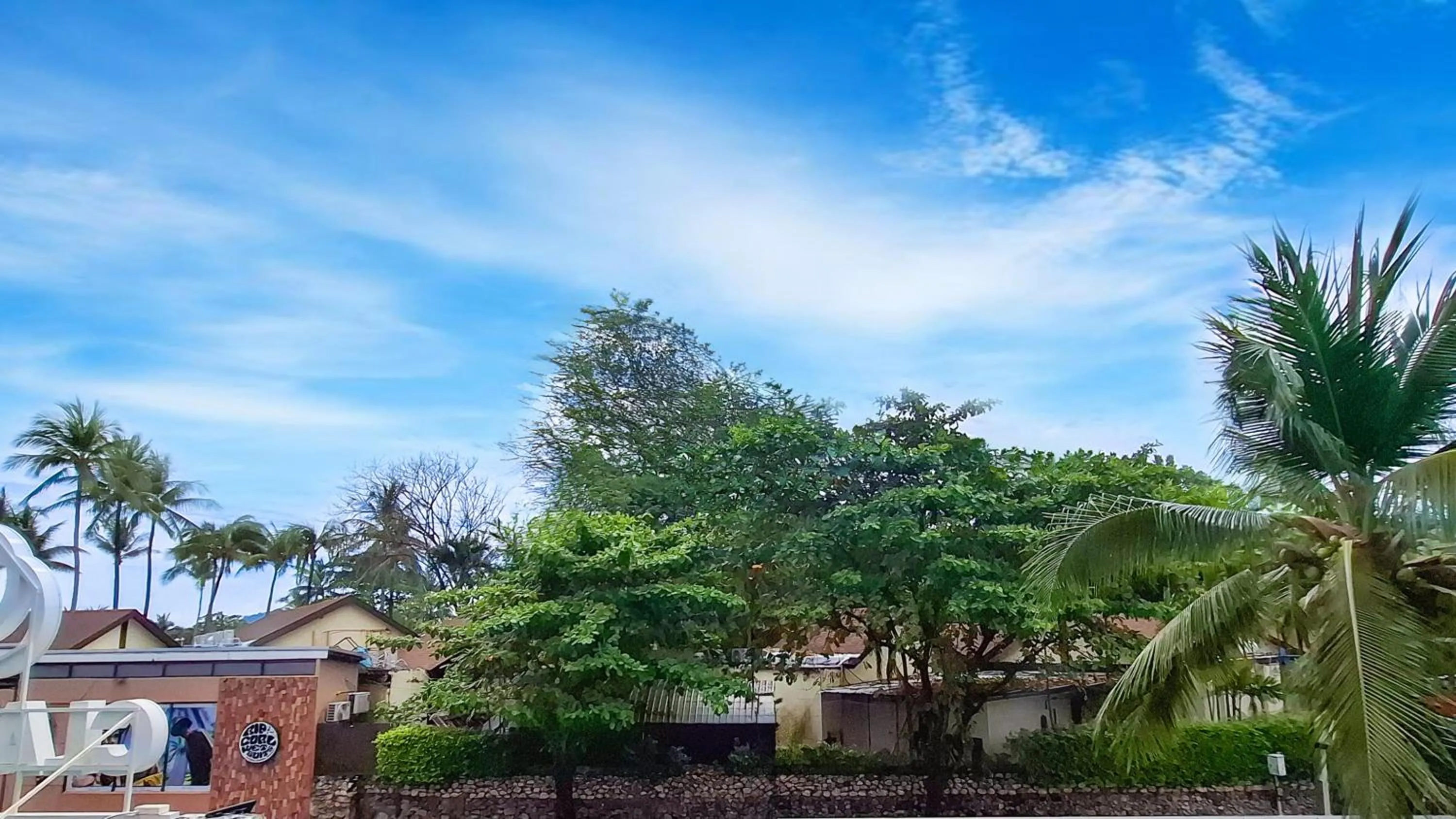 Day in Clarian Hotel Beach Patong