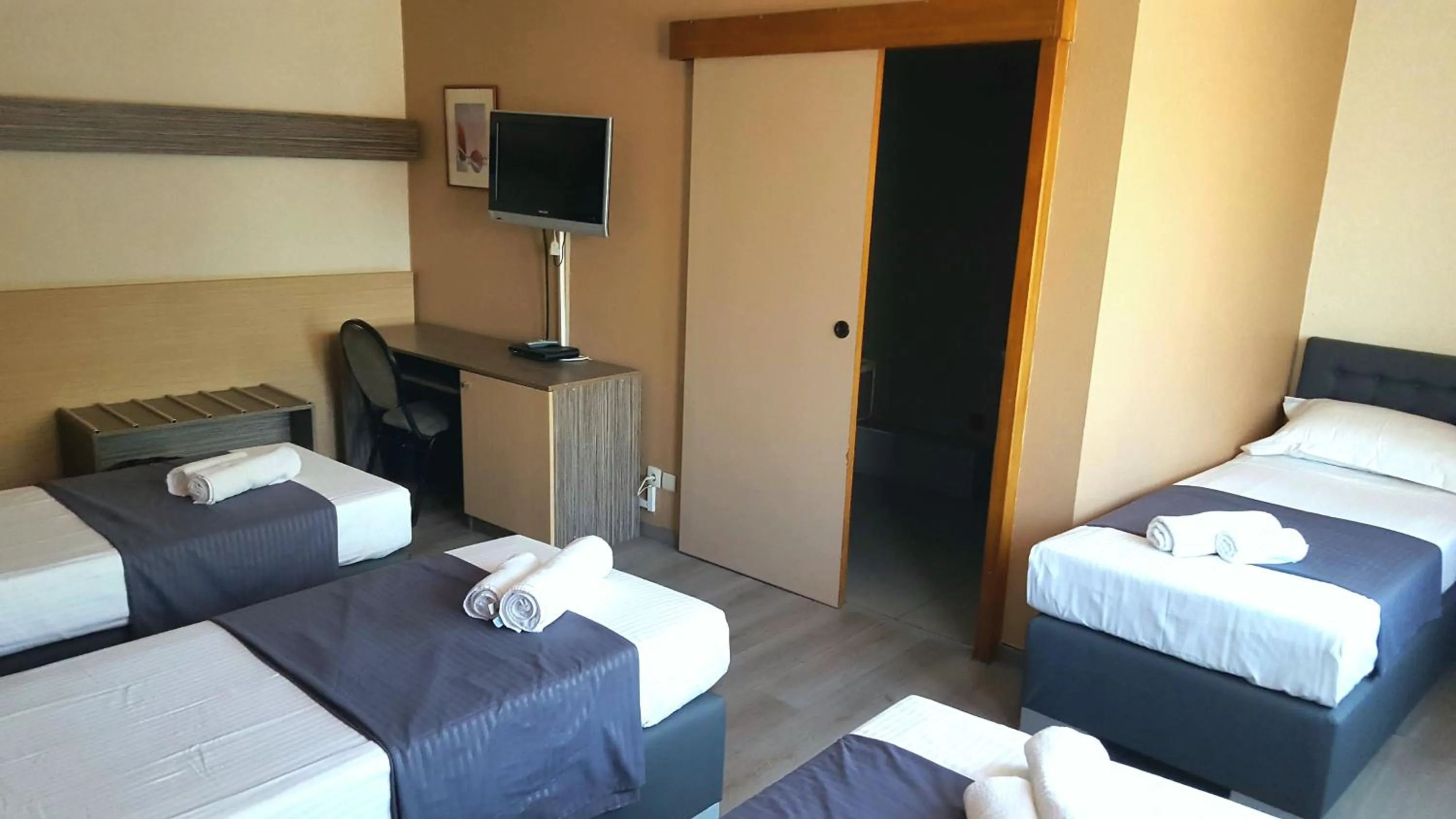 Bed in Hotel Prince de Liege