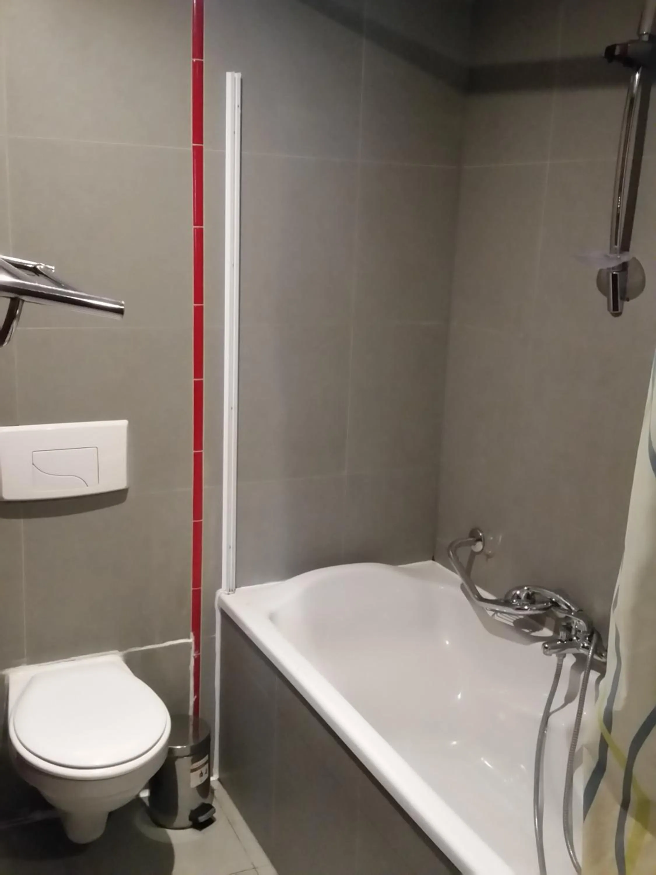 Toilet in Hotel Prince de Liege