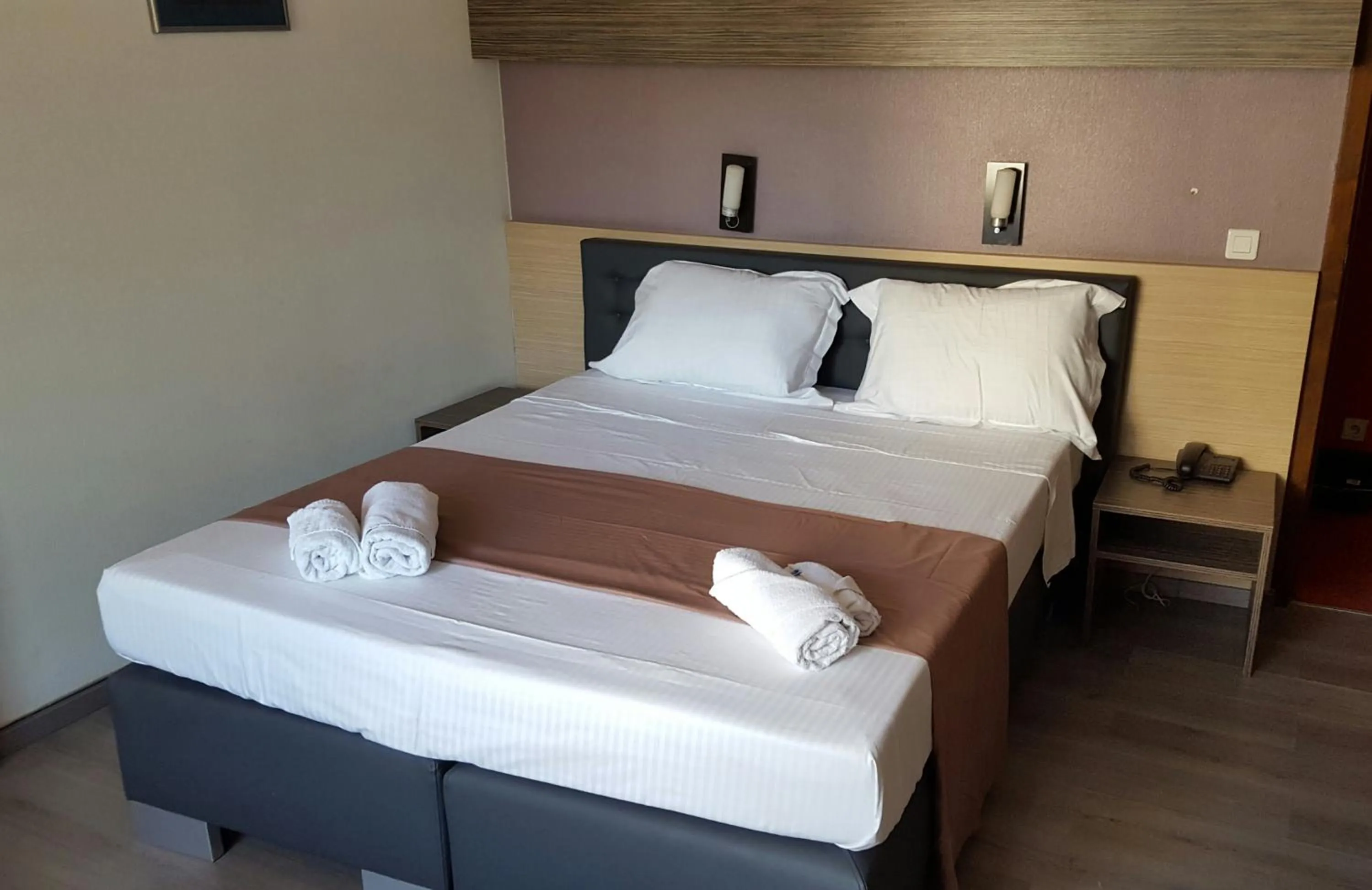 Bed in Hotel Prince de Liege