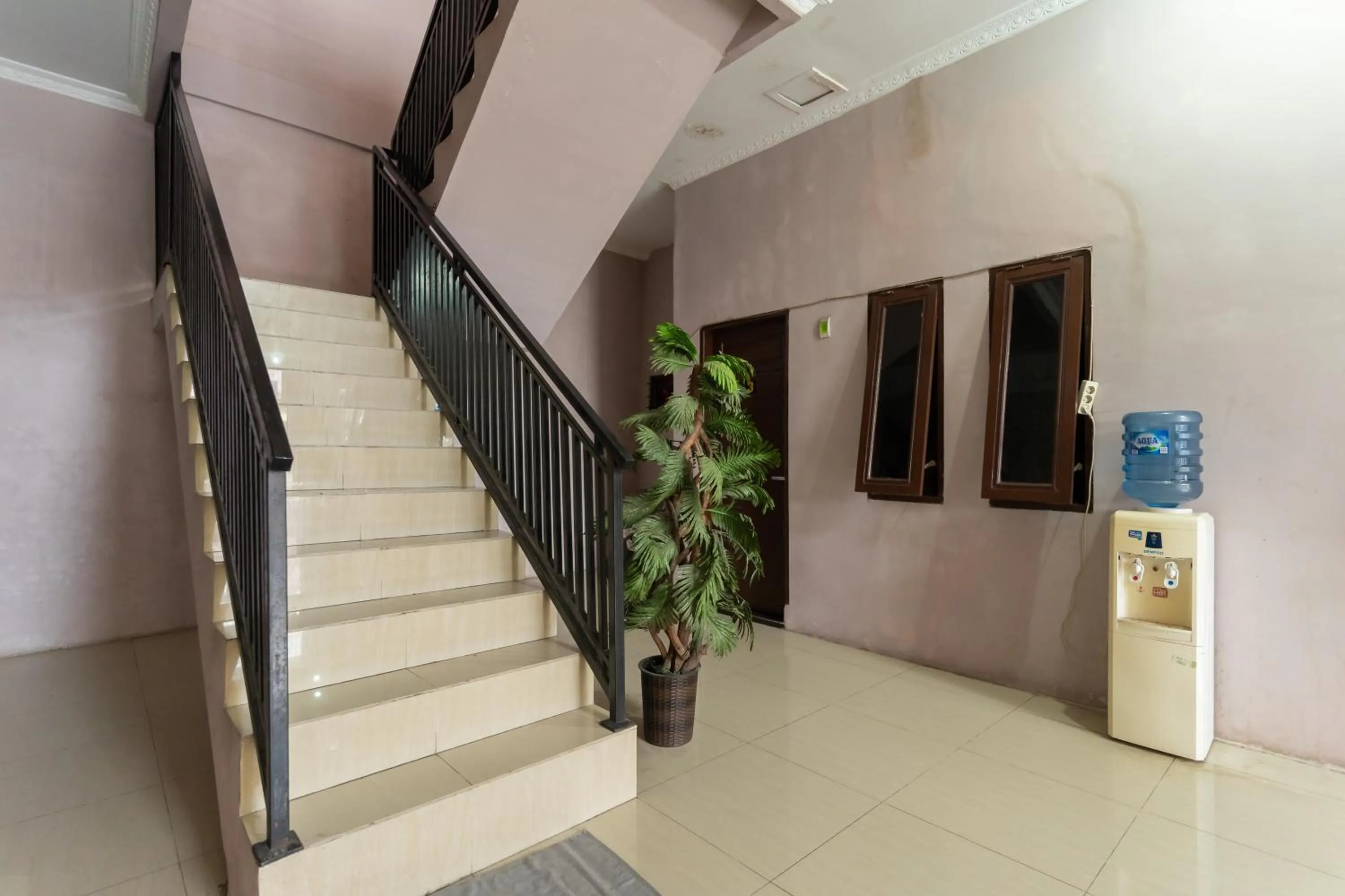 Vandolia Guest House Medan RedPartner