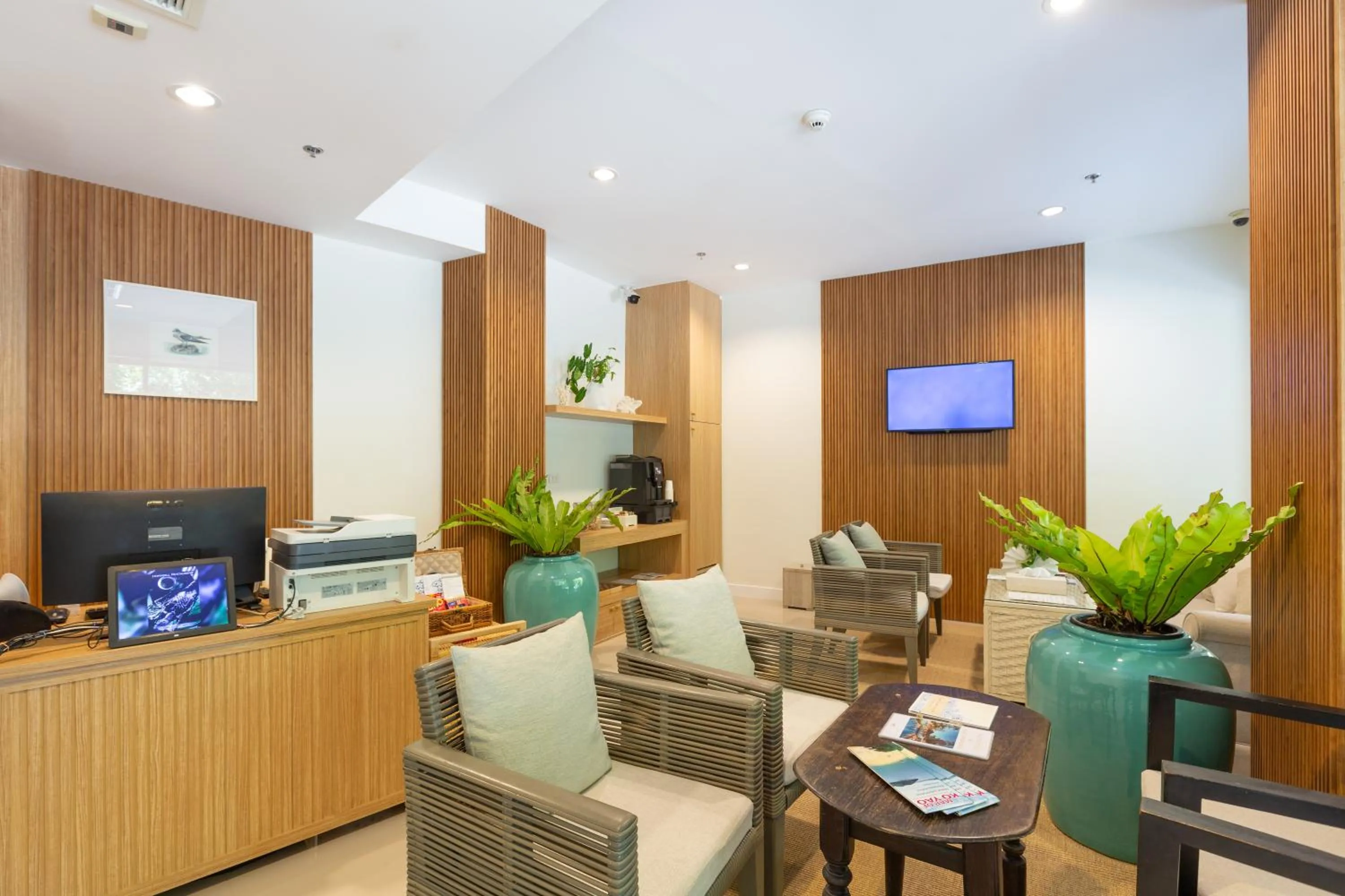 Lounge or bar in Cape Kudu Hotel, Koh Yao Noi