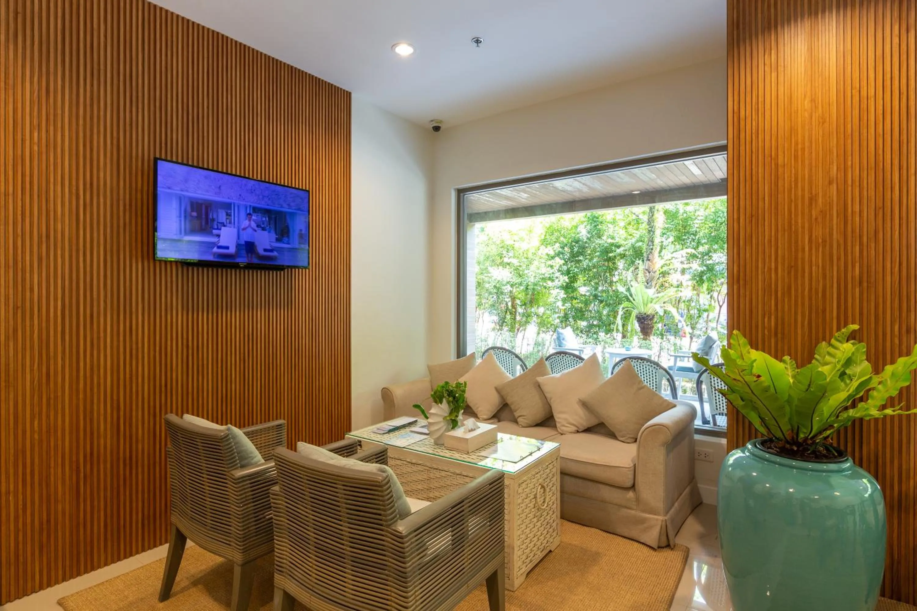 Lounge or bar in Cape Kudu Hotel, Koh Yao Noi