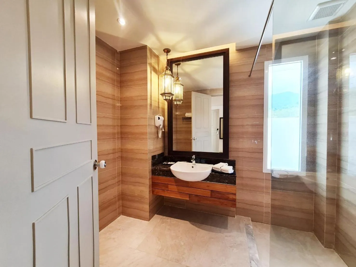 Bathroom in Katathong Golf Resort & Spa