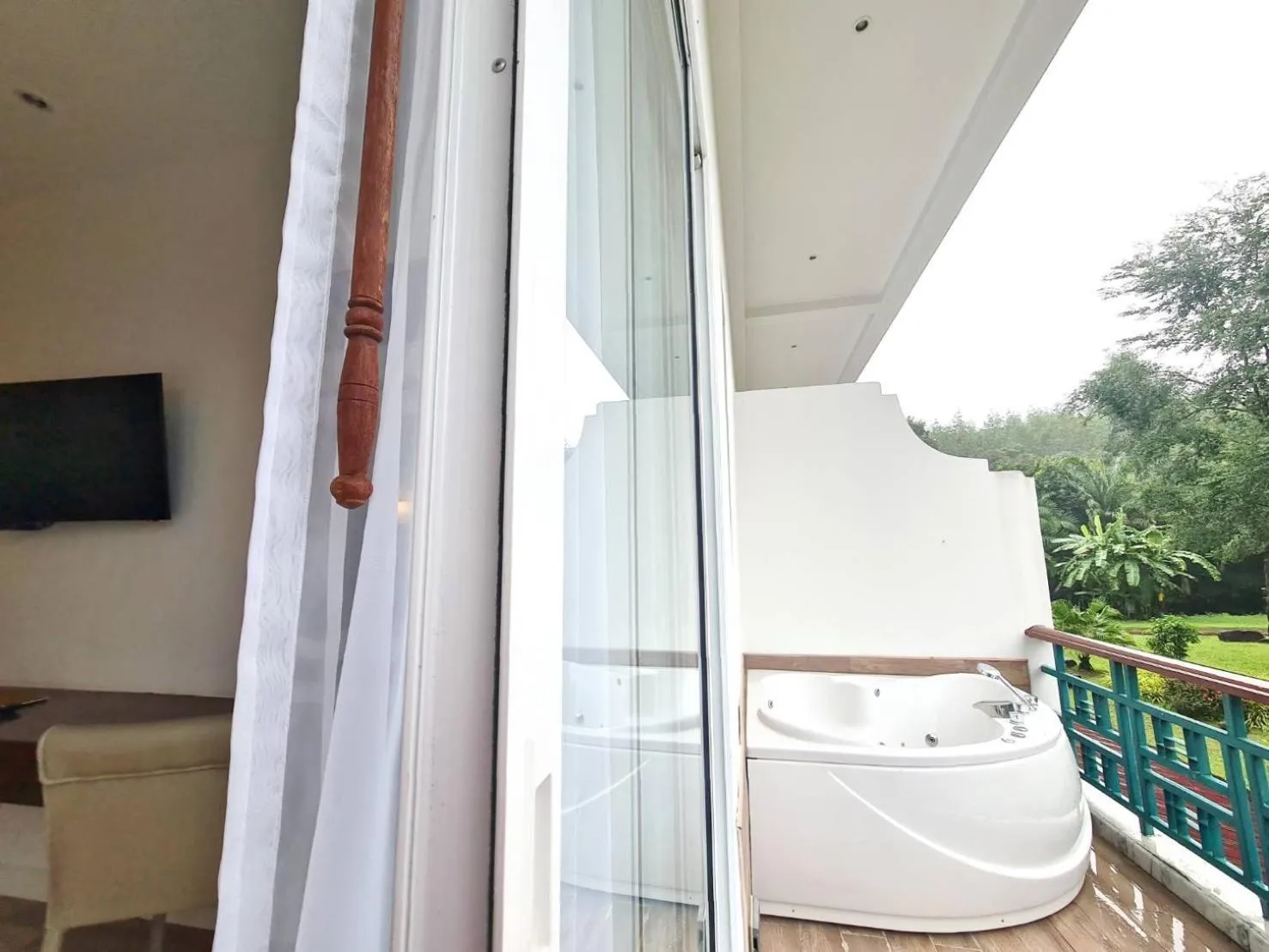 Balcony/Terrace in Katathong Golf Resort & Spa