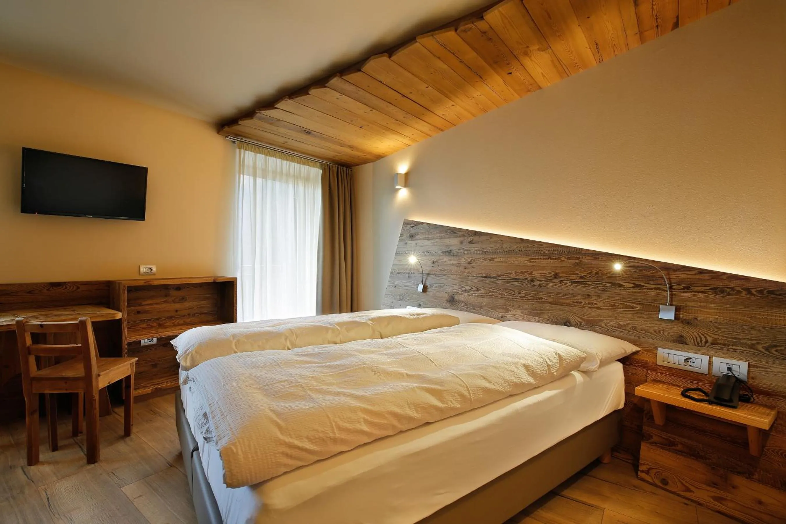Photo of the whole room, Bed in Albergo Garnì Antico Mas del Medico