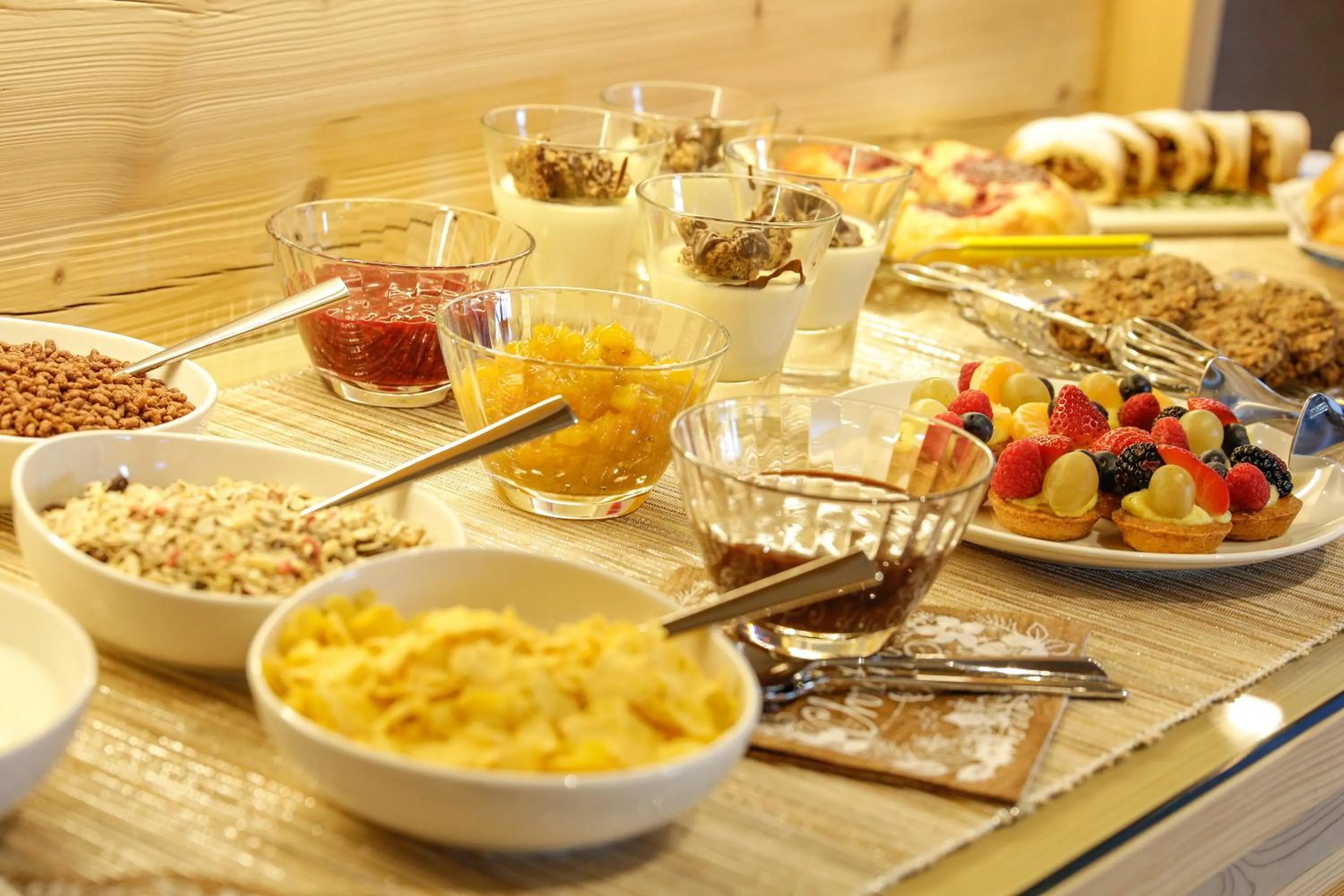 Buffet breakfast in Albergo Garnì Antico Mas del Medico