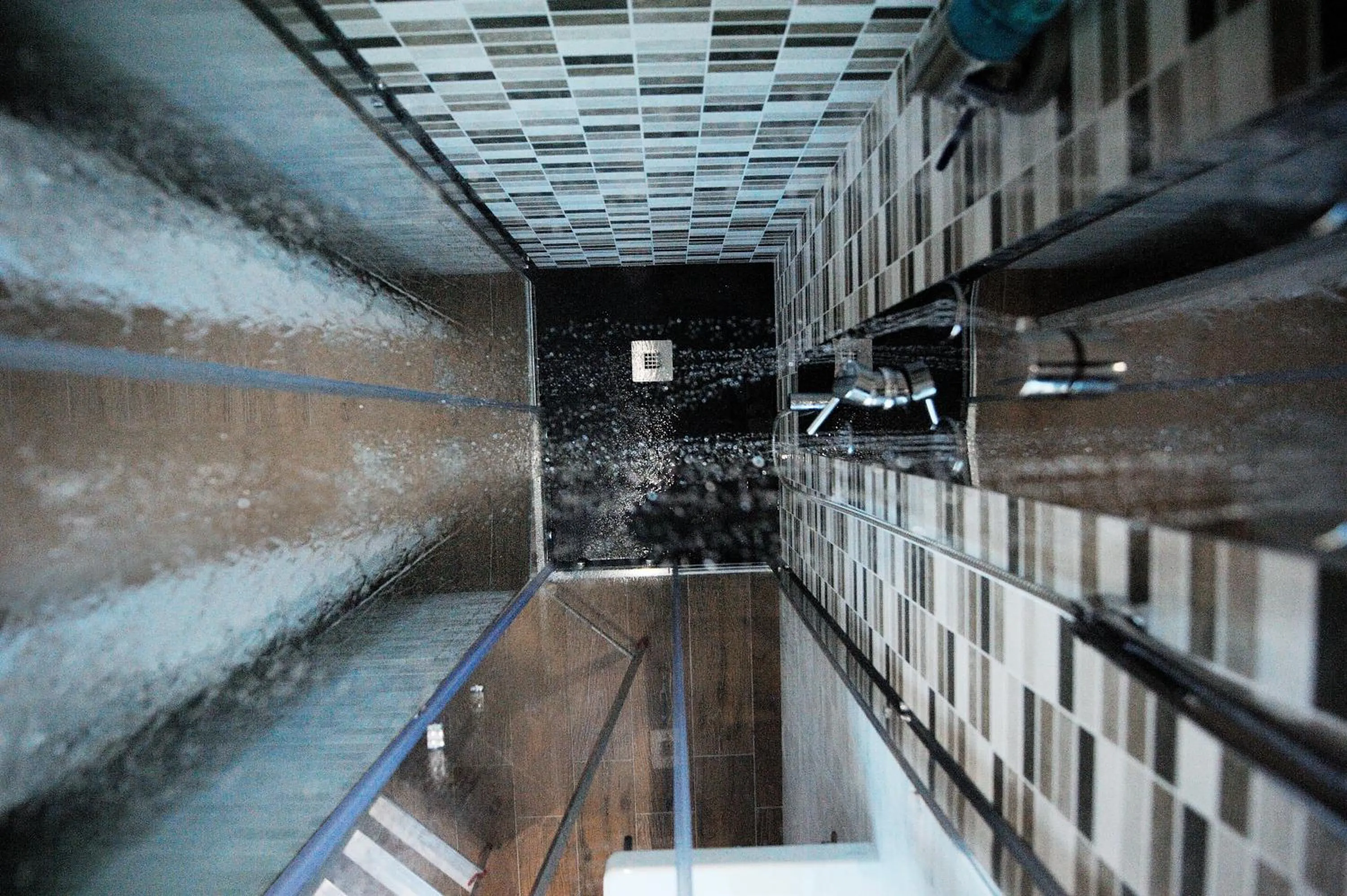 Shower in Atticobianco B&B