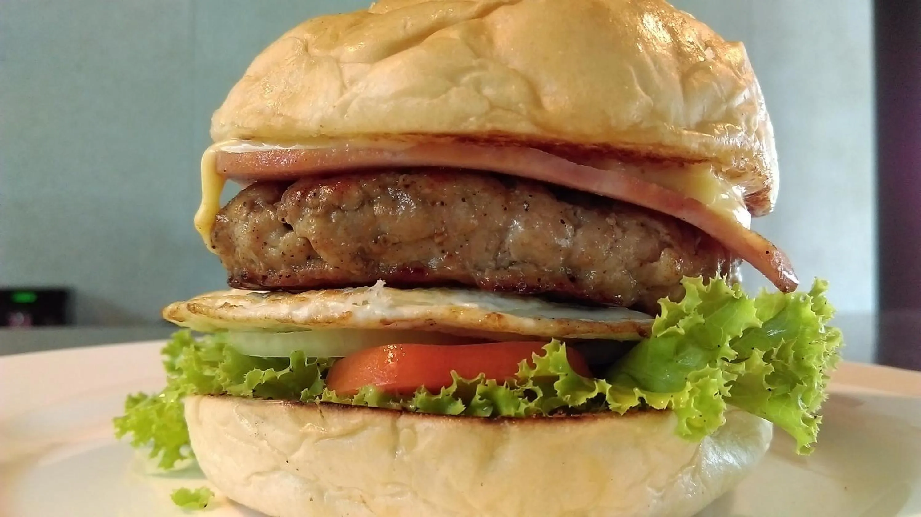 Restaurant/places to eat in SEAnery Beach Resort