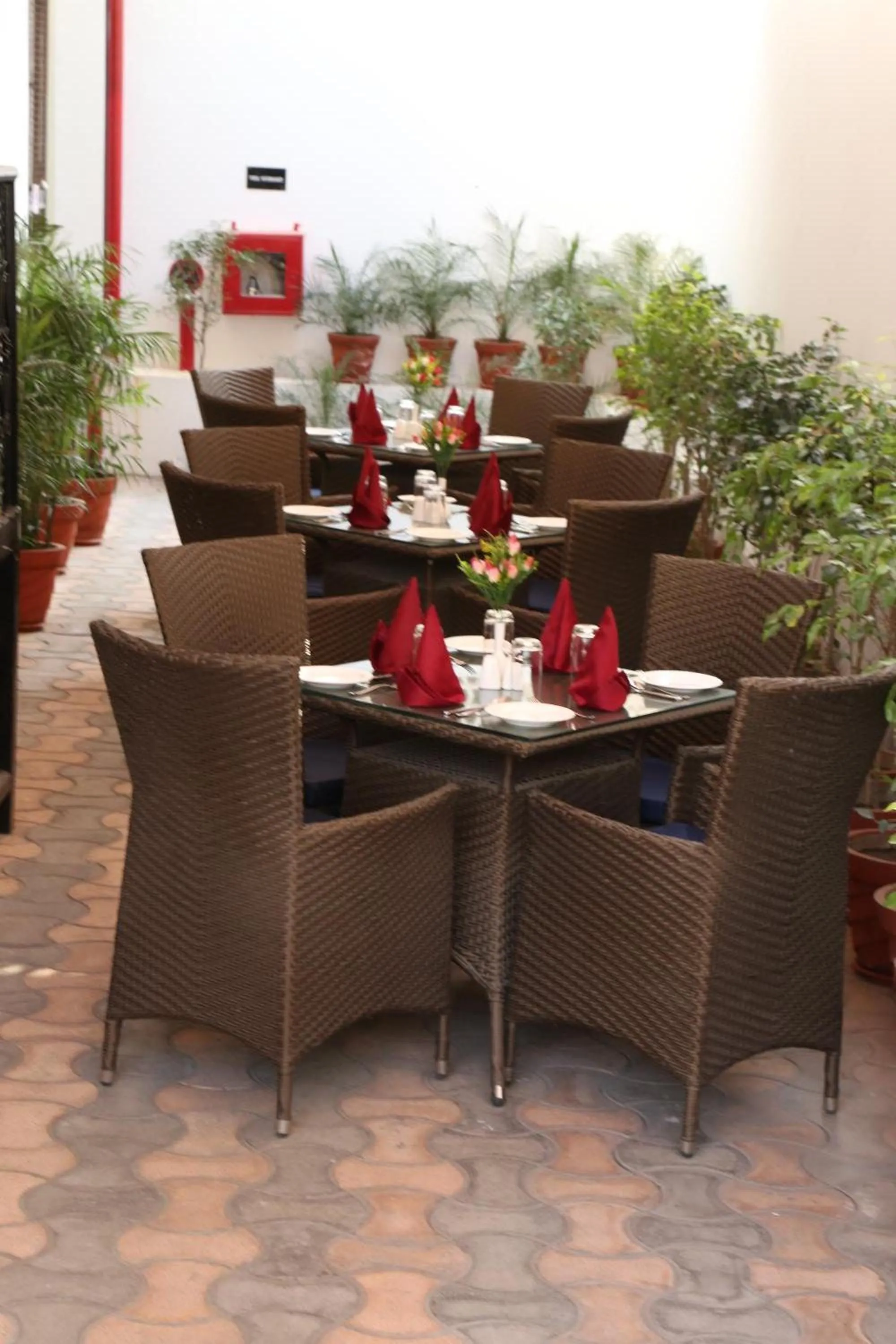 Property building in Comfort Inn Sapphire By Eastylnn Hotels