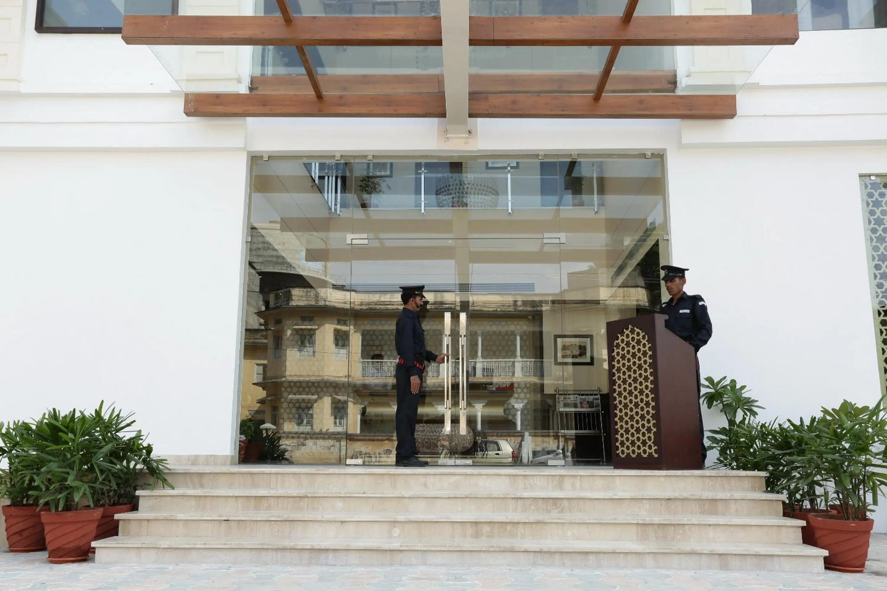 Staff in Comfort Inn Sapphire By Eastylnn Hotels