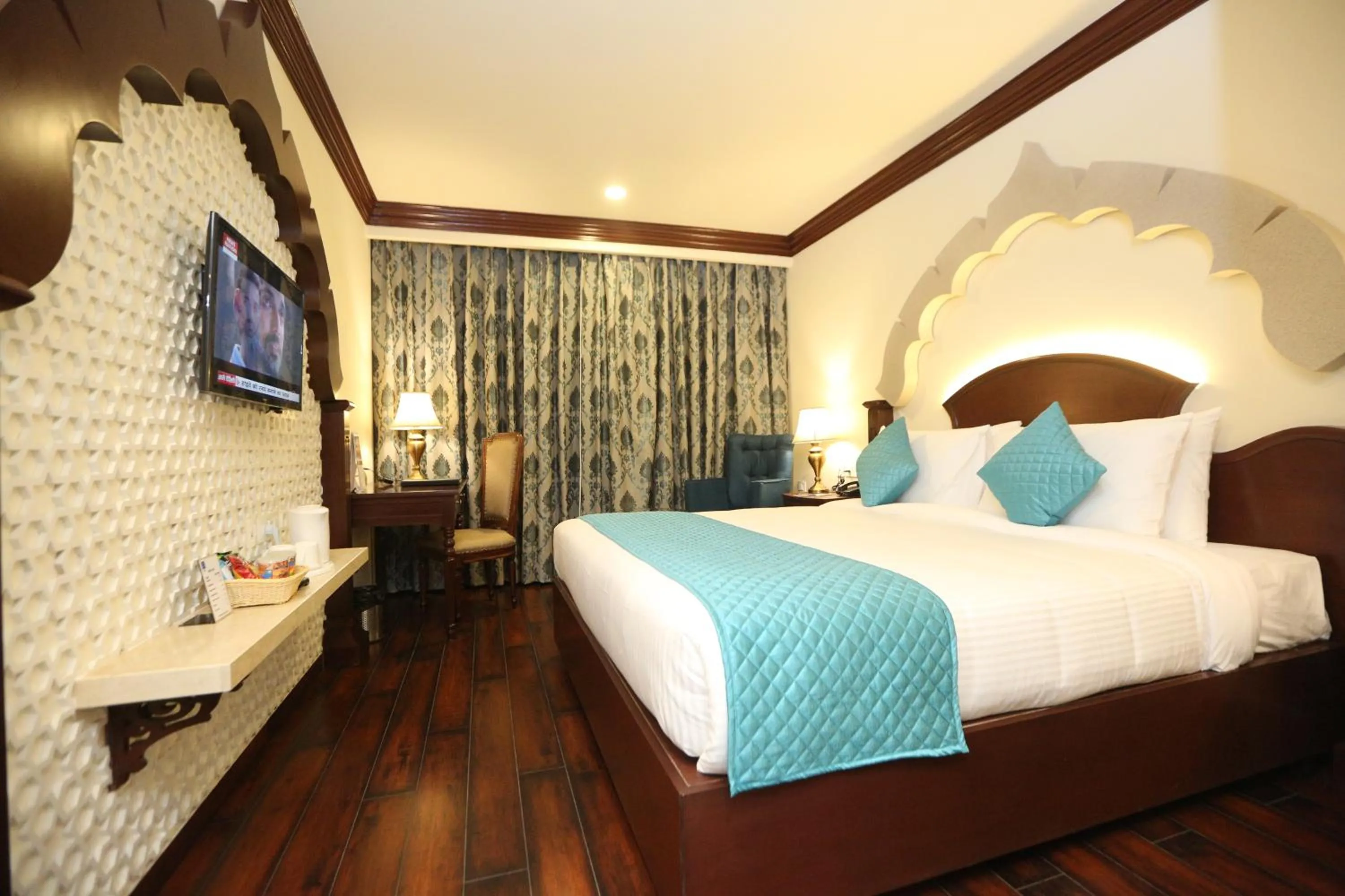 Other, Bed in Comfort Inn Sapphire By Eastylnn Hotels
