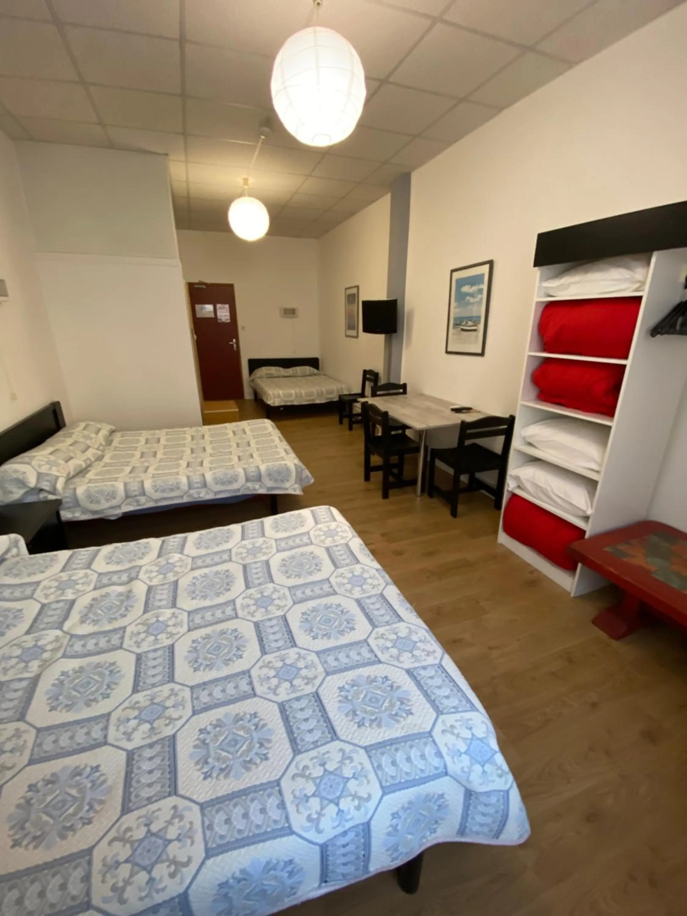 Bed in Hôtel Belle Vue d'Angleterre