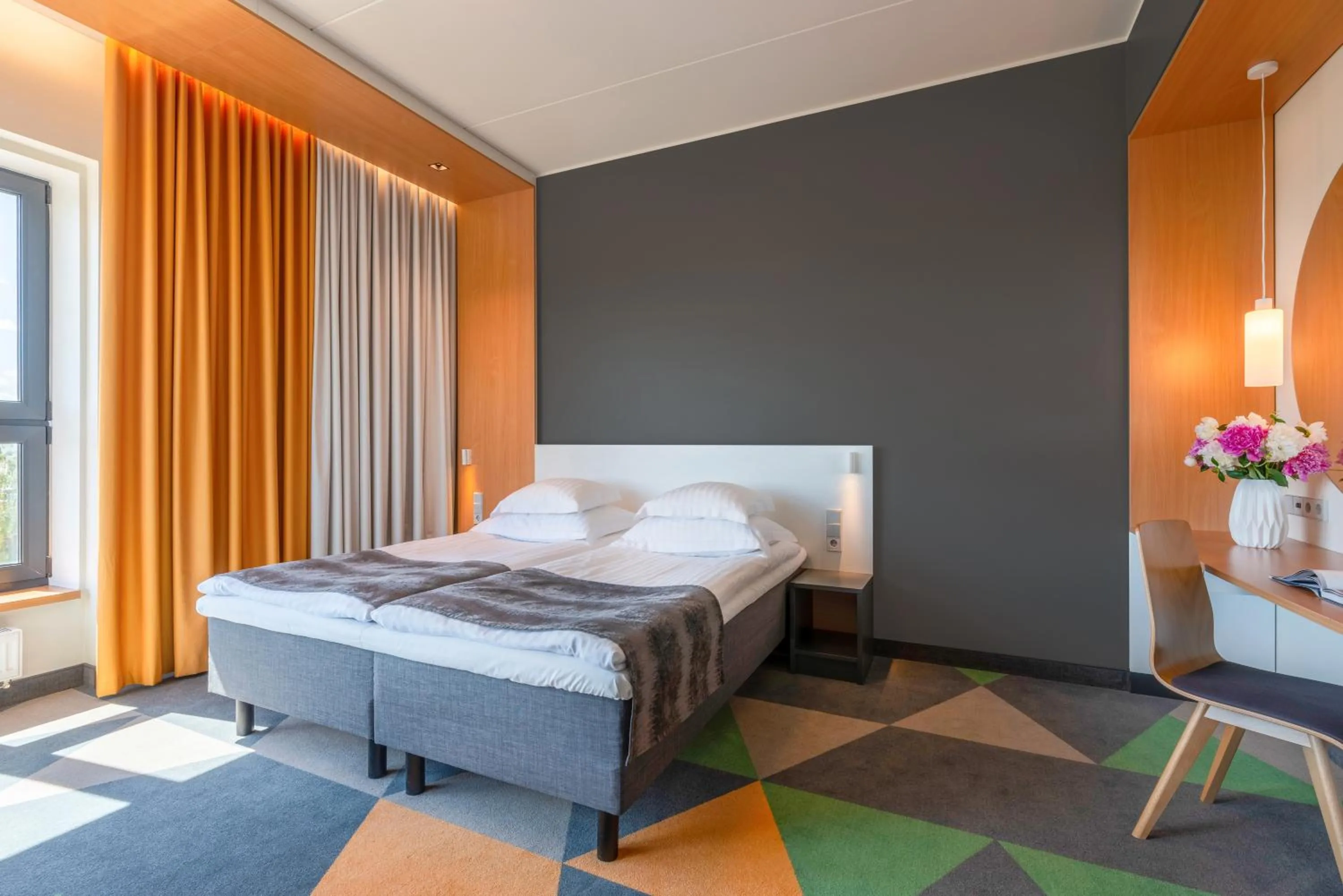 Bed in Hotel Sophia by Tartuhotels