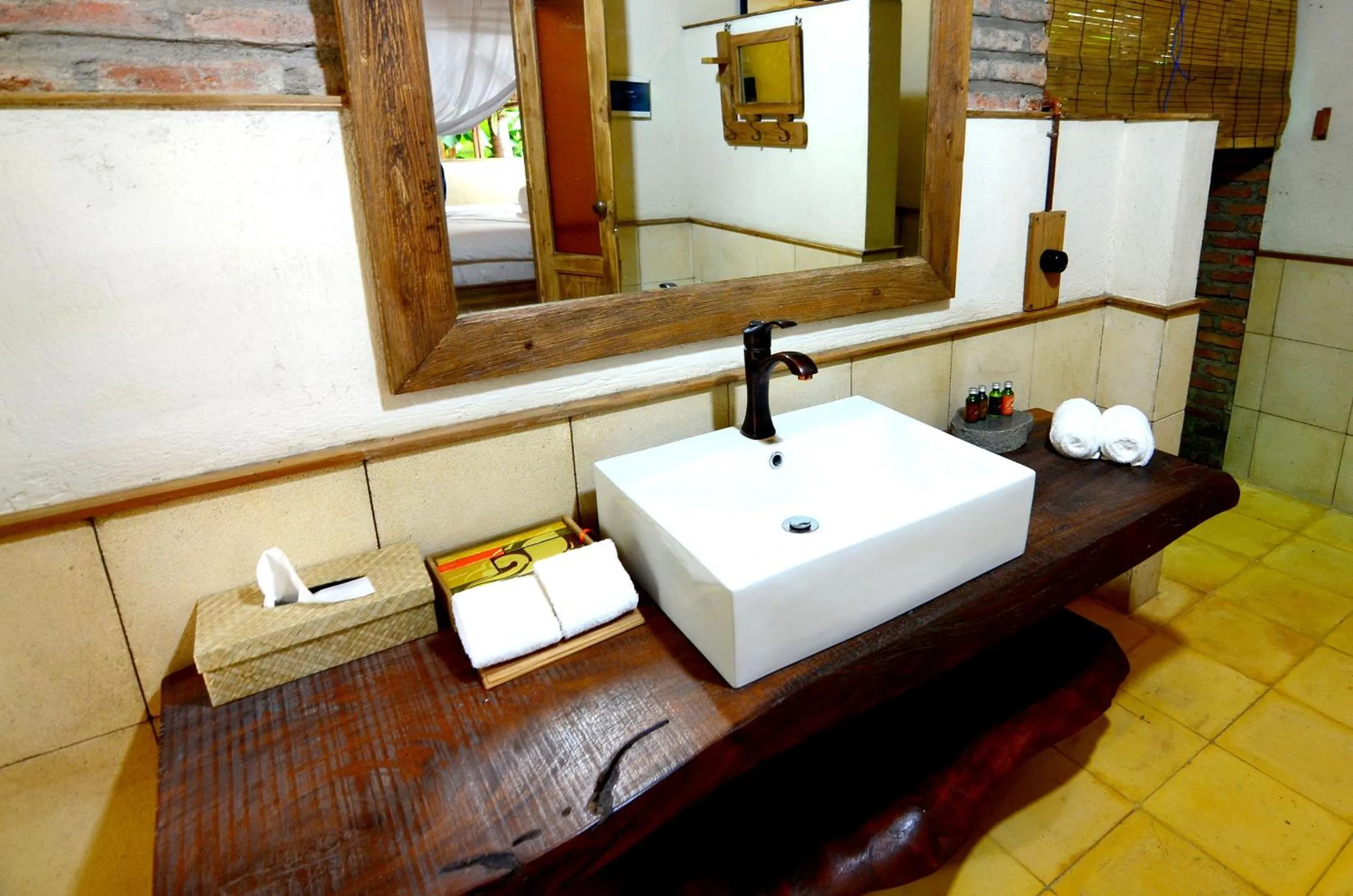 Bed in Desa Alamanis Resort Villa