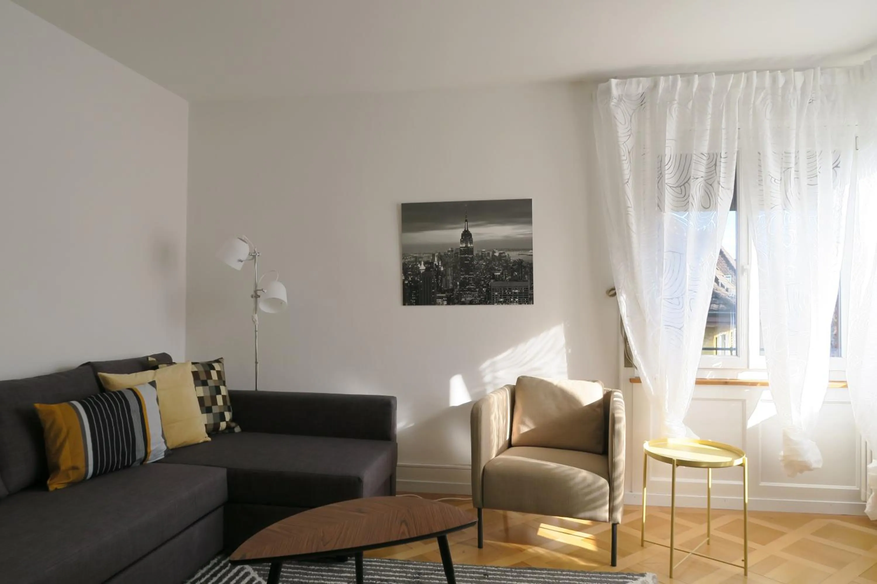 Living room in Zurich Furnished Apartments