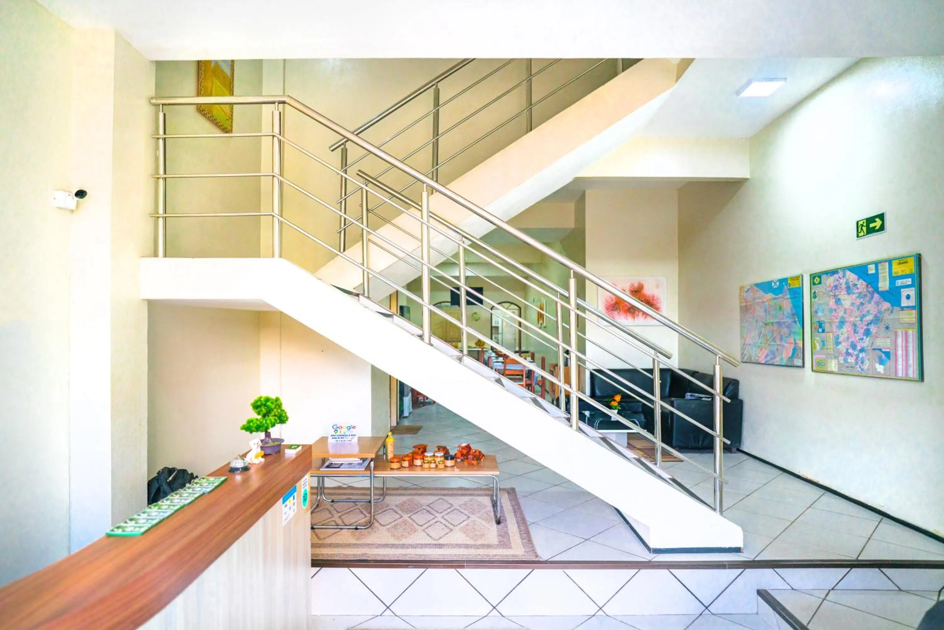 Communal lounge/ TV room in Hotel Pinheiro