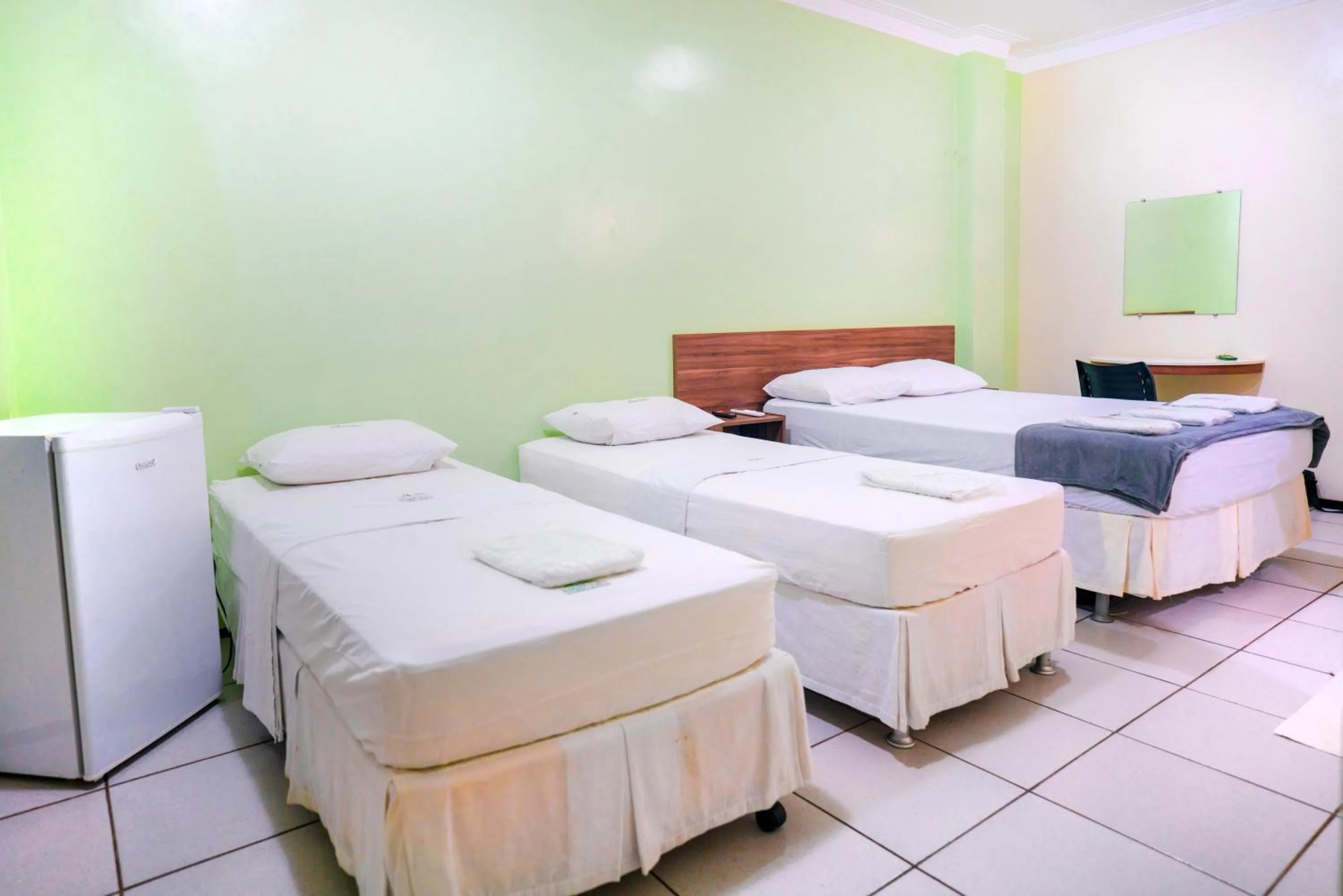 Bedroom, Bed in Hotel Pinheiro