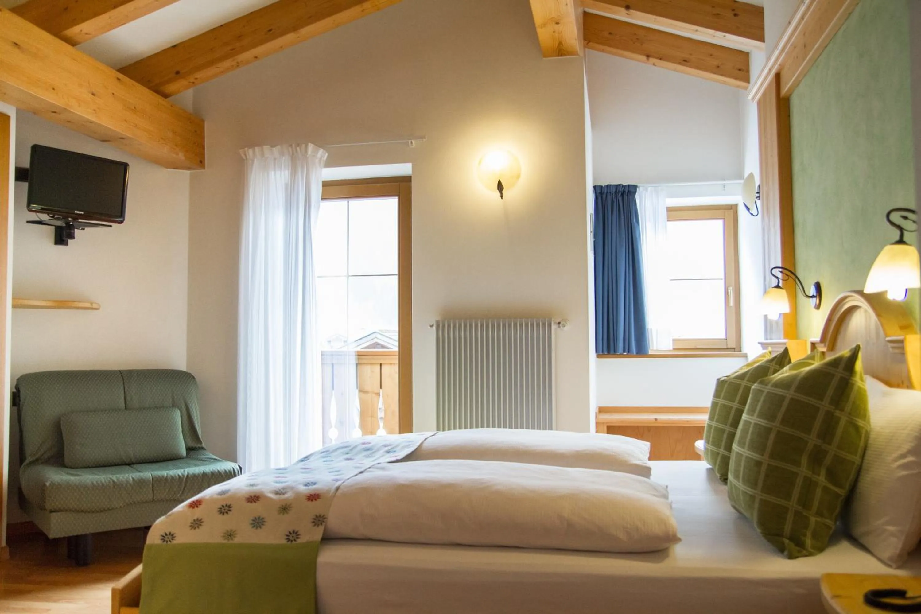 Photo of the whole room, Bed in Hotel Genzianella