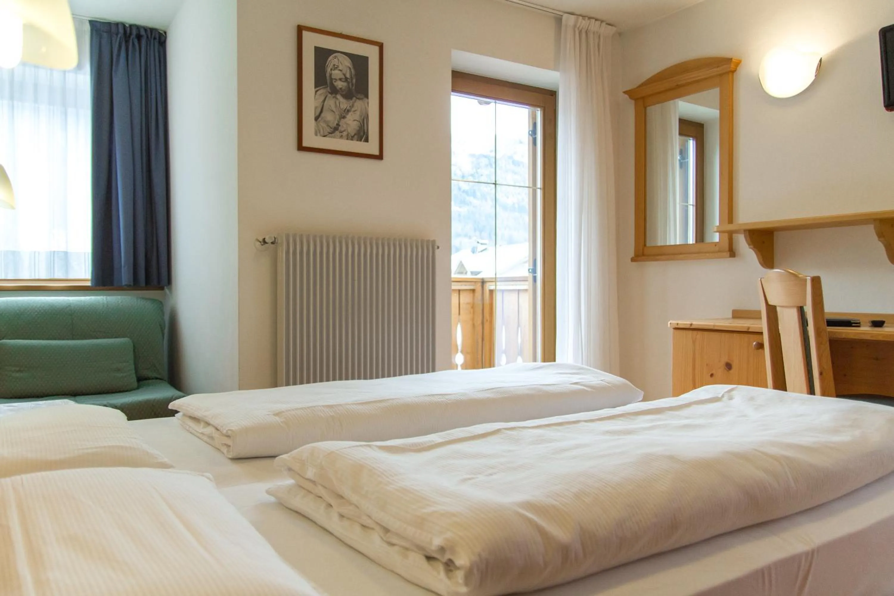 Photo of the whole room, Bed in Hotel Genzianella