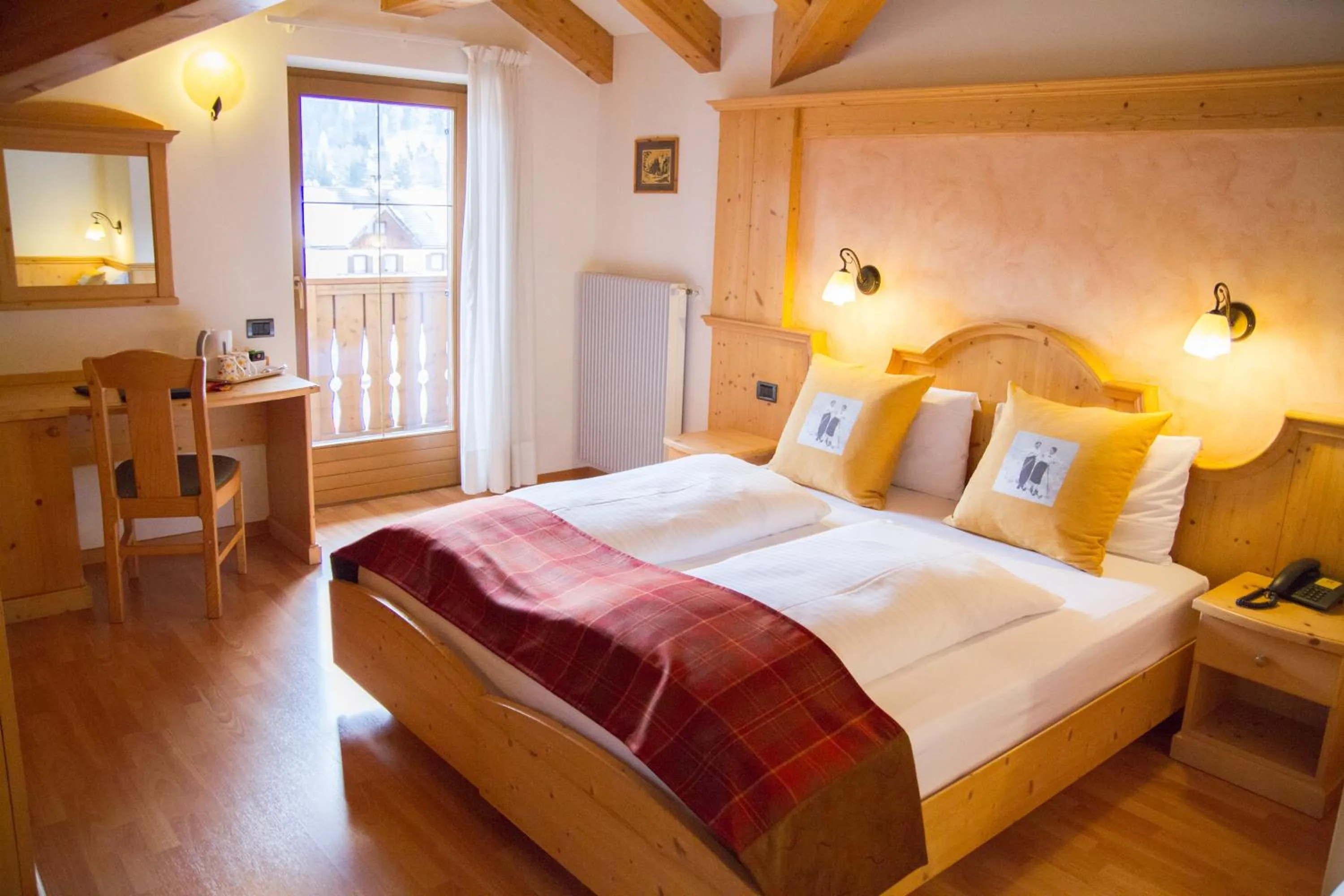 Photo of the whole room, Bed in Hotel Genzianella