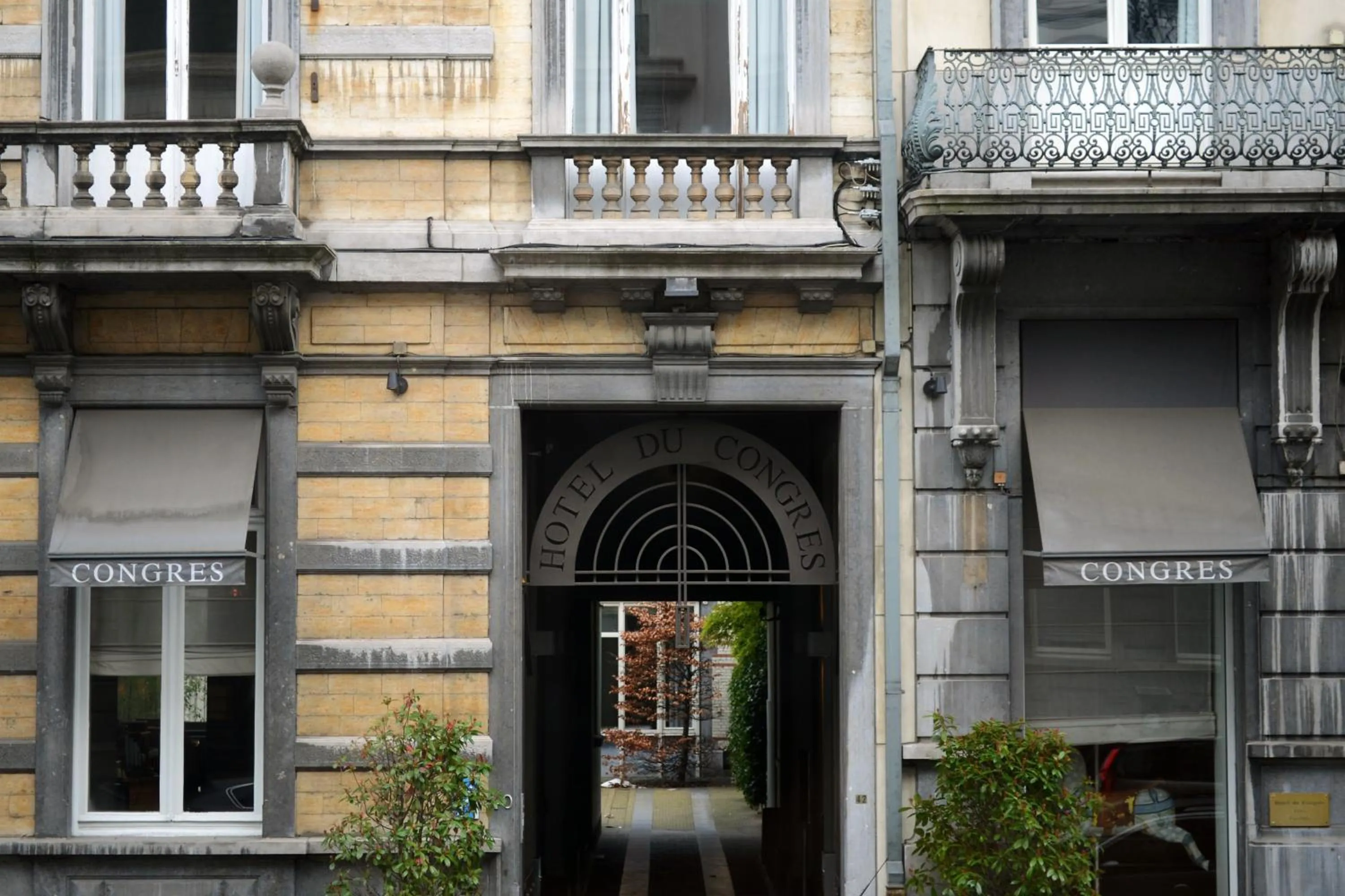 Facade/entrance in Hotel Du Congres