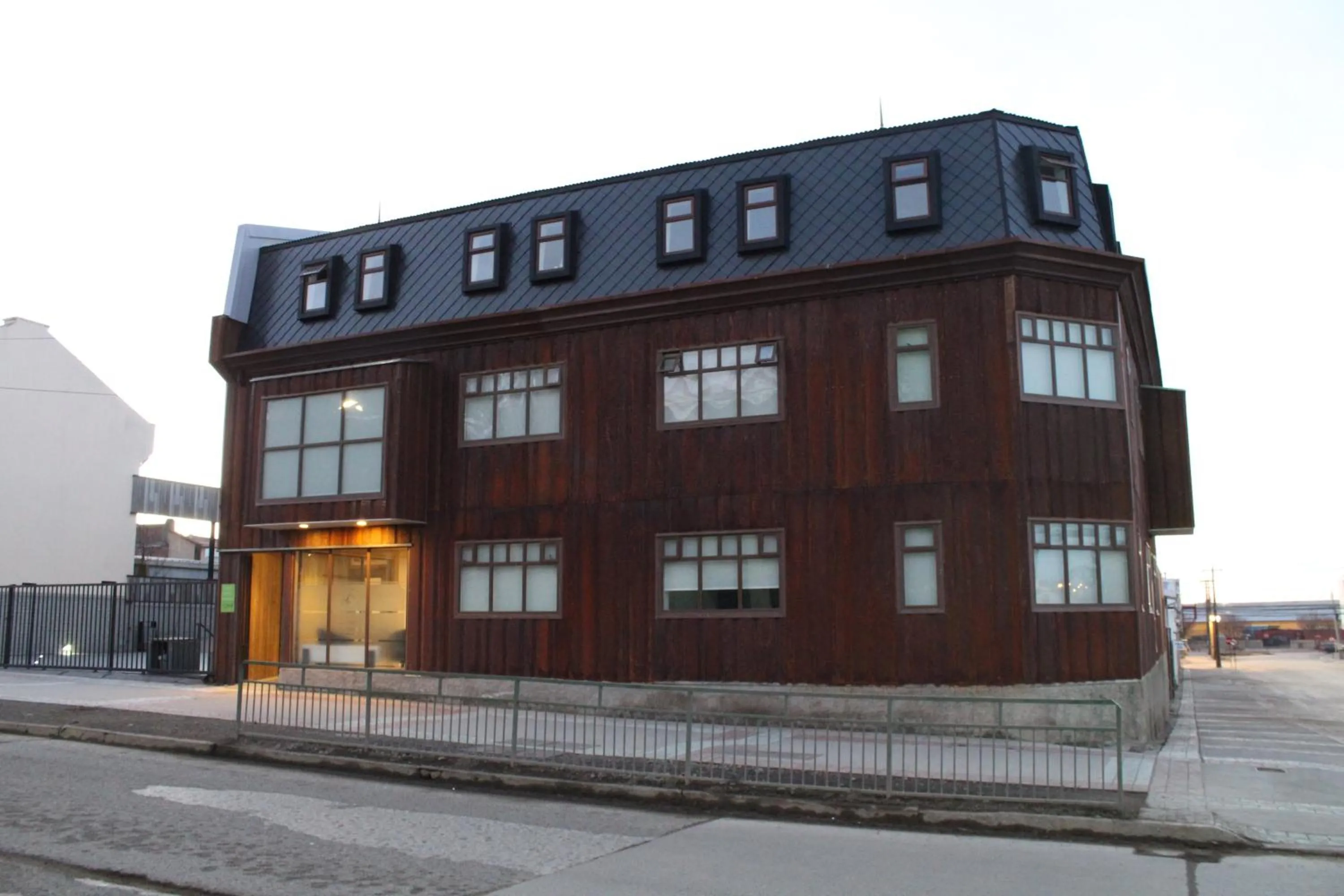 Facade/entrance in Apart Hotel Endurance