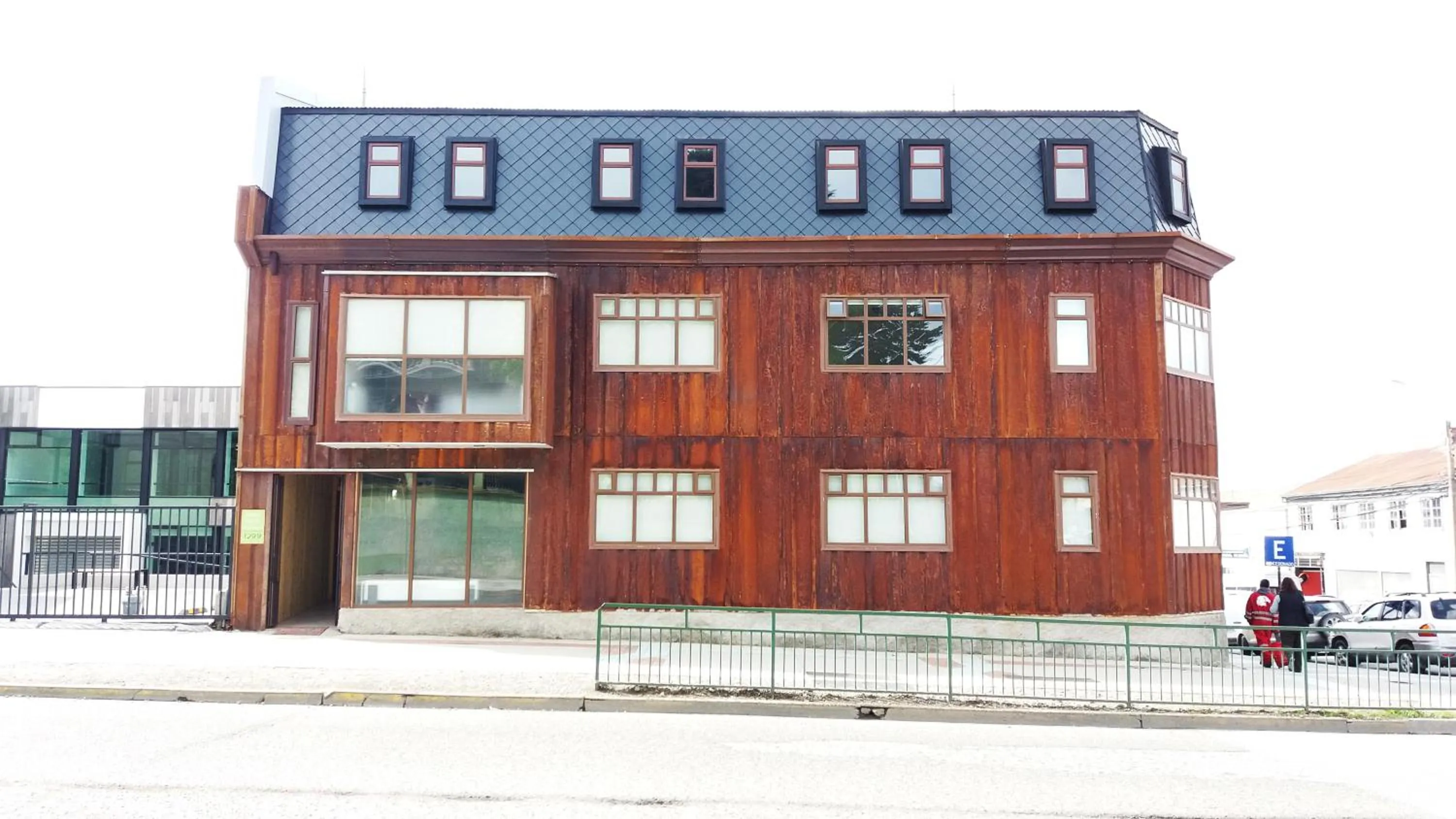 Property building in Apart Hotel Endurance