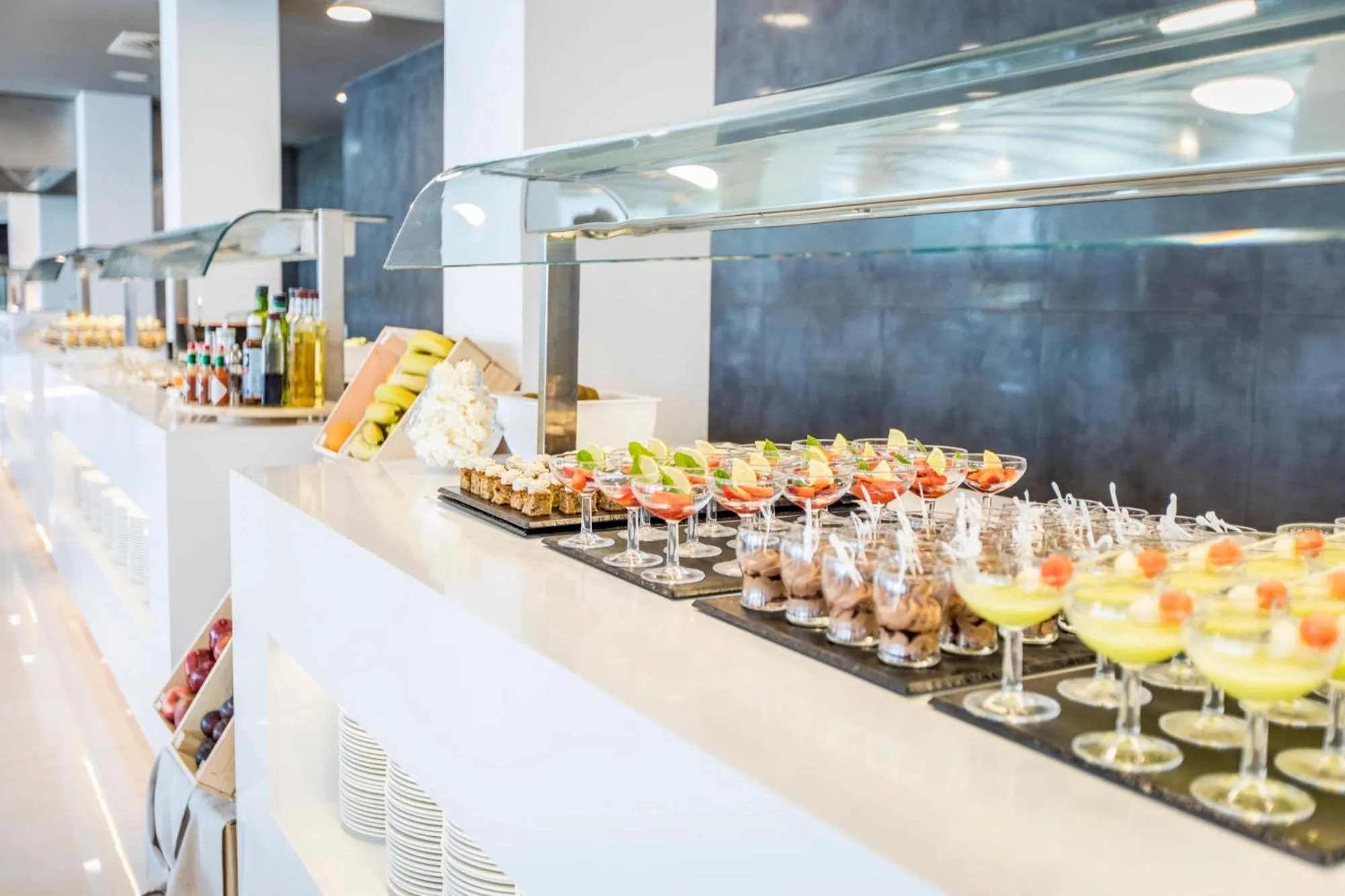 Buffet breakfast in Dos Playas - 30º hotels