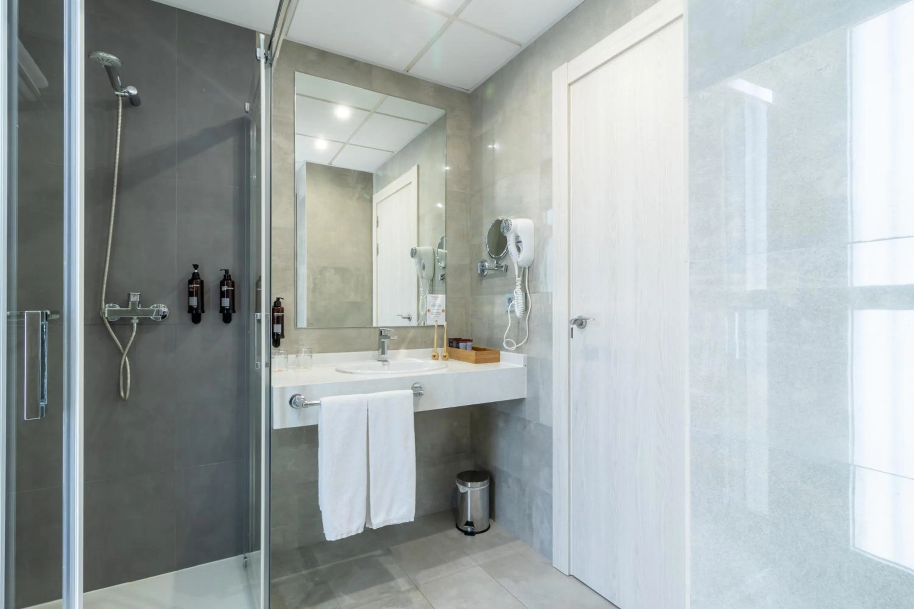 Bathroom in Dos Playas - 30º hotels