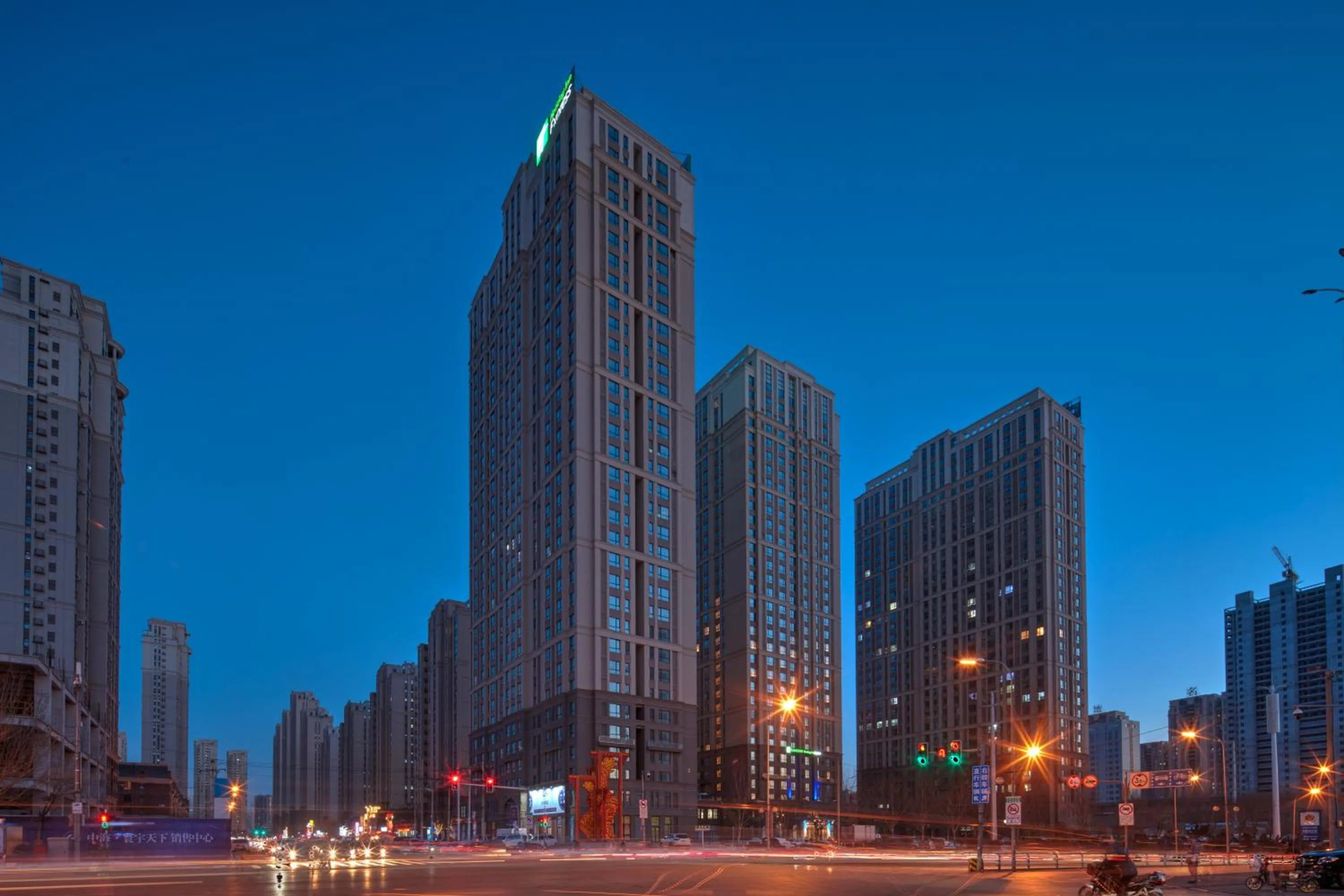 Property building in Holiday Inn Express Shenyang Tawan, an IHG Hotel