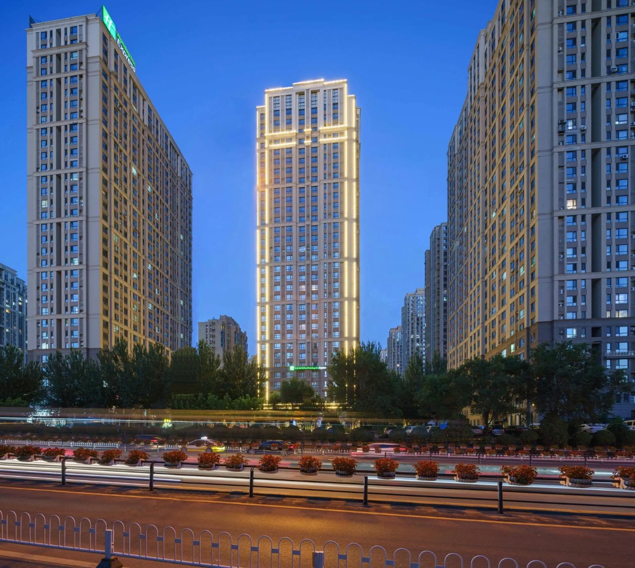Property building in Holiday Inn Express Shenyang Tawan, an IHG Hotel