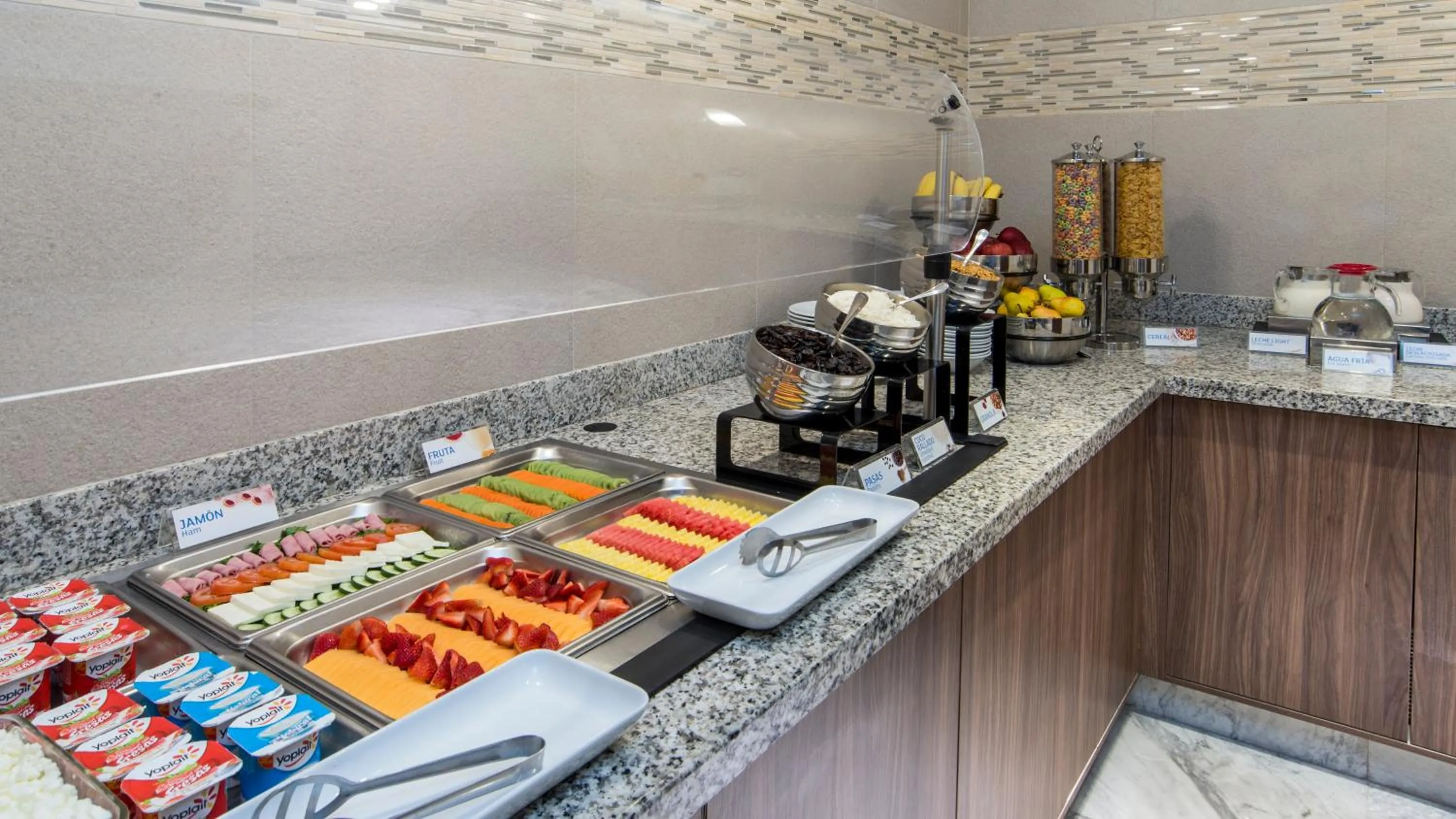 Breakfast in Holiday Inn Express & Suites - Ciudad Obregon by IHG