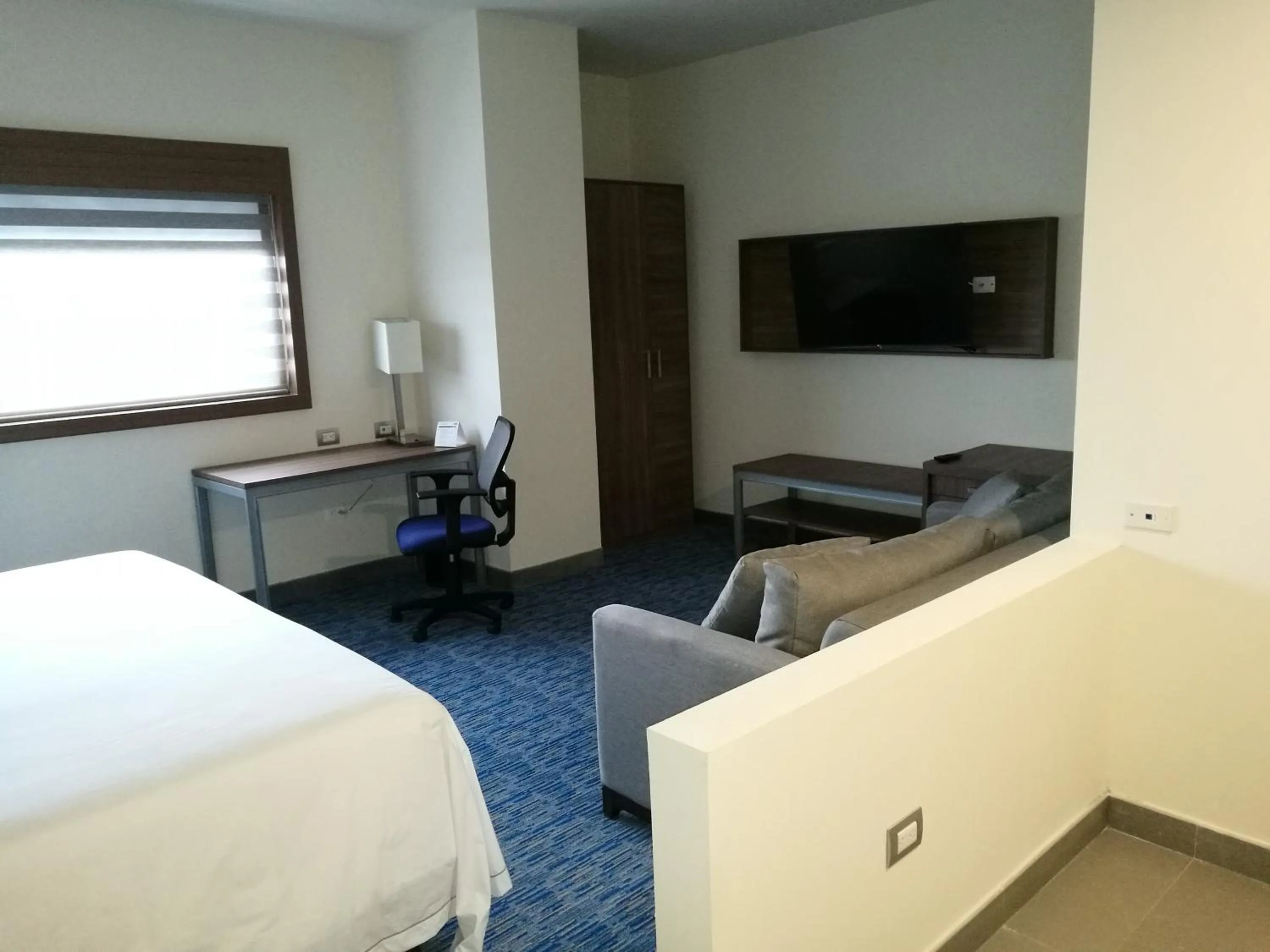 Photo of the whole room, Bed in Holiday Inn Express & Suites - Ciudad Obregon by IHG
