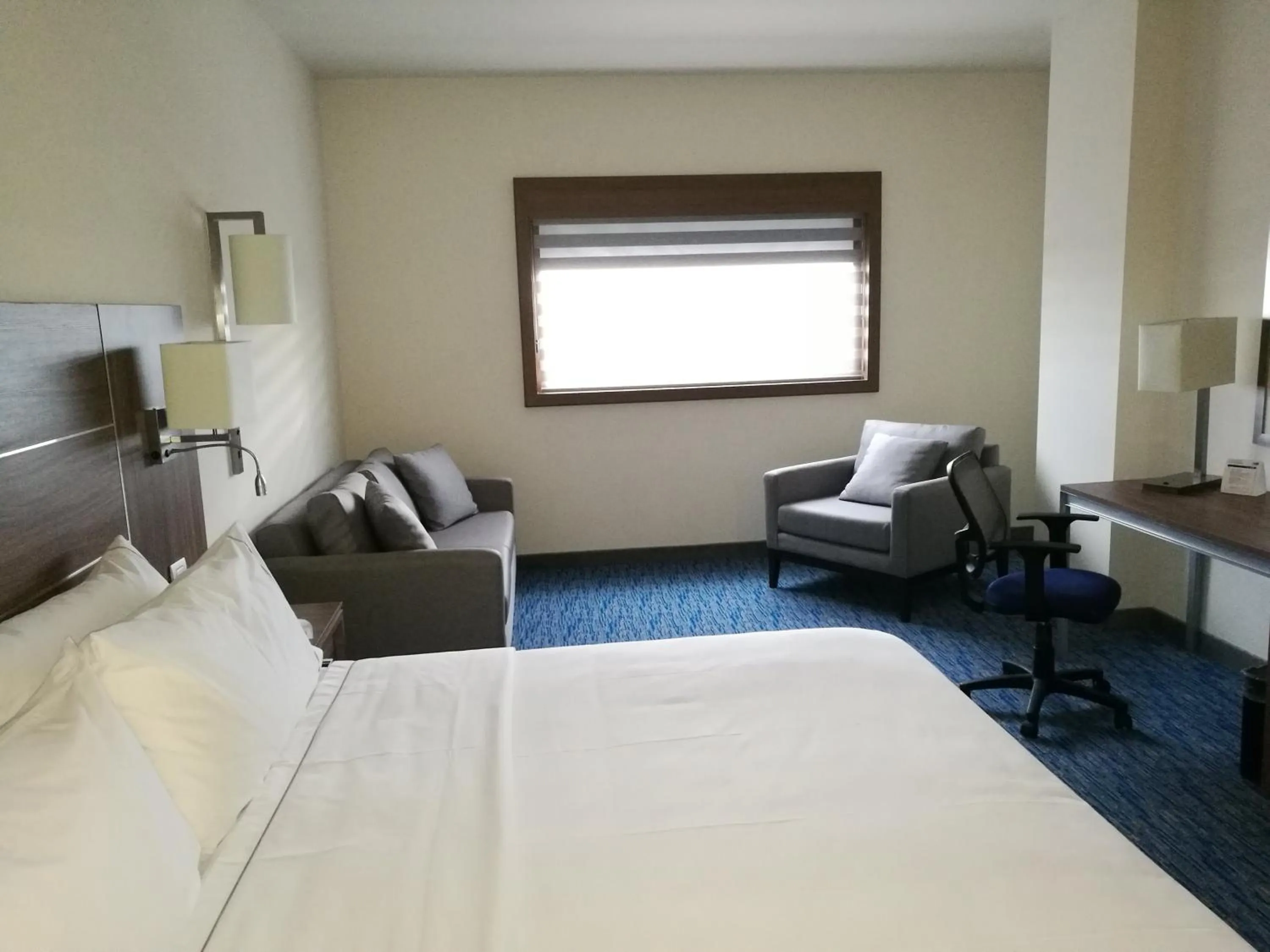 Photo of the whole room, Bed in Holiday Inn Express & Suites - Ciudad Obregon by IHG