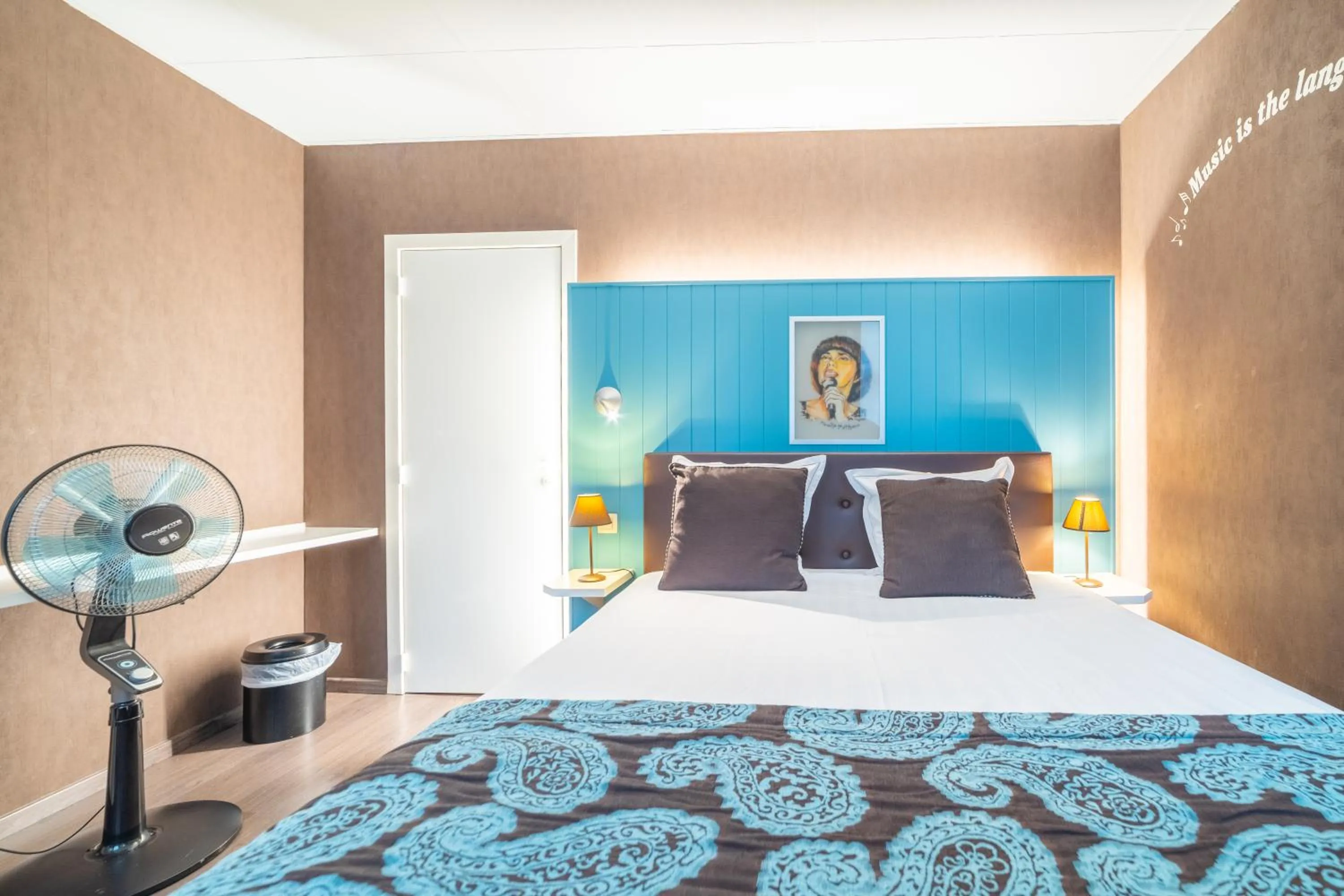 Photo of the whole room, Bed in Hotel Het Gheestelic Hof by CW Hotel Collection