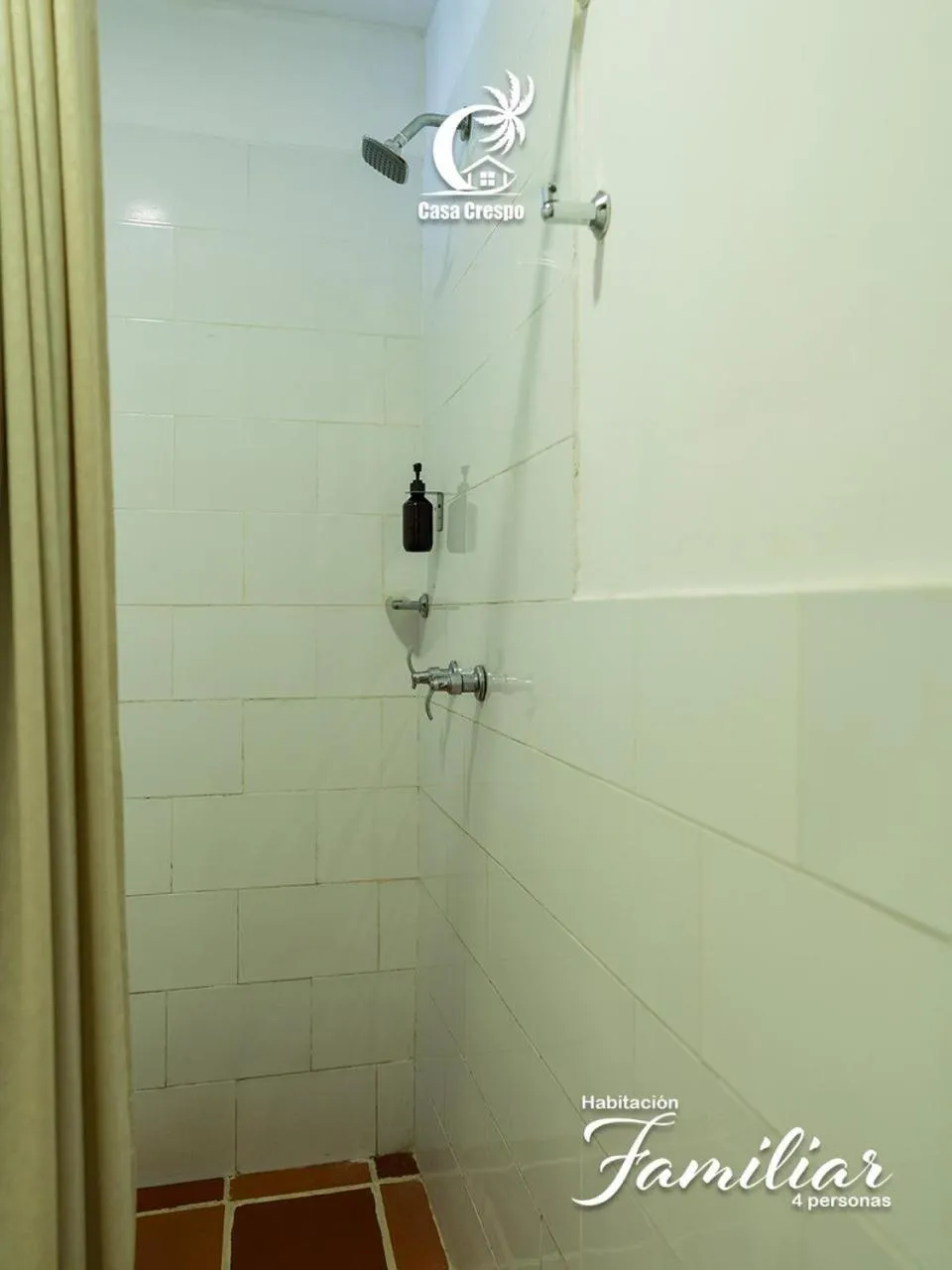 Shower in Casa Crespo