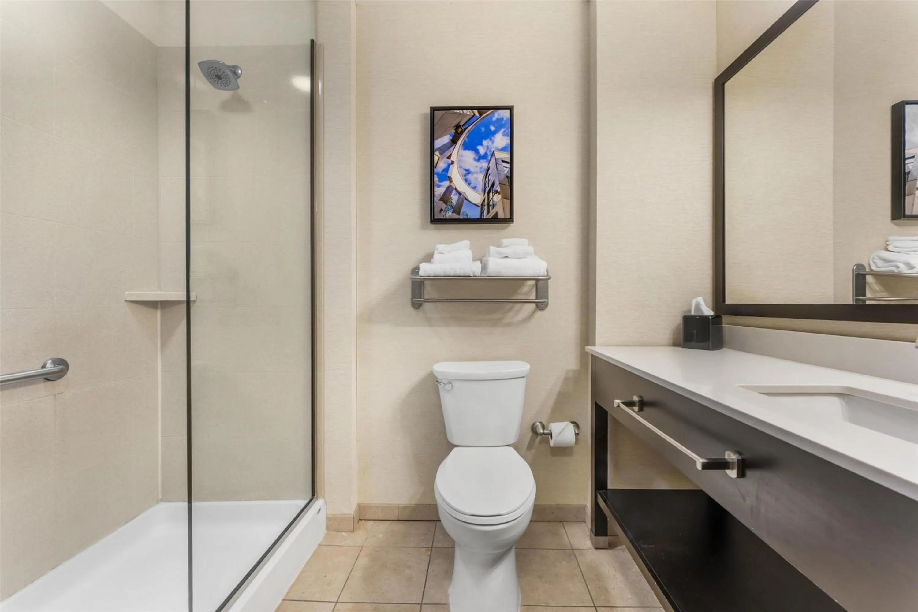 Bathroom in Best Western Plus Franciscan Square Inn & Suites Steubenville