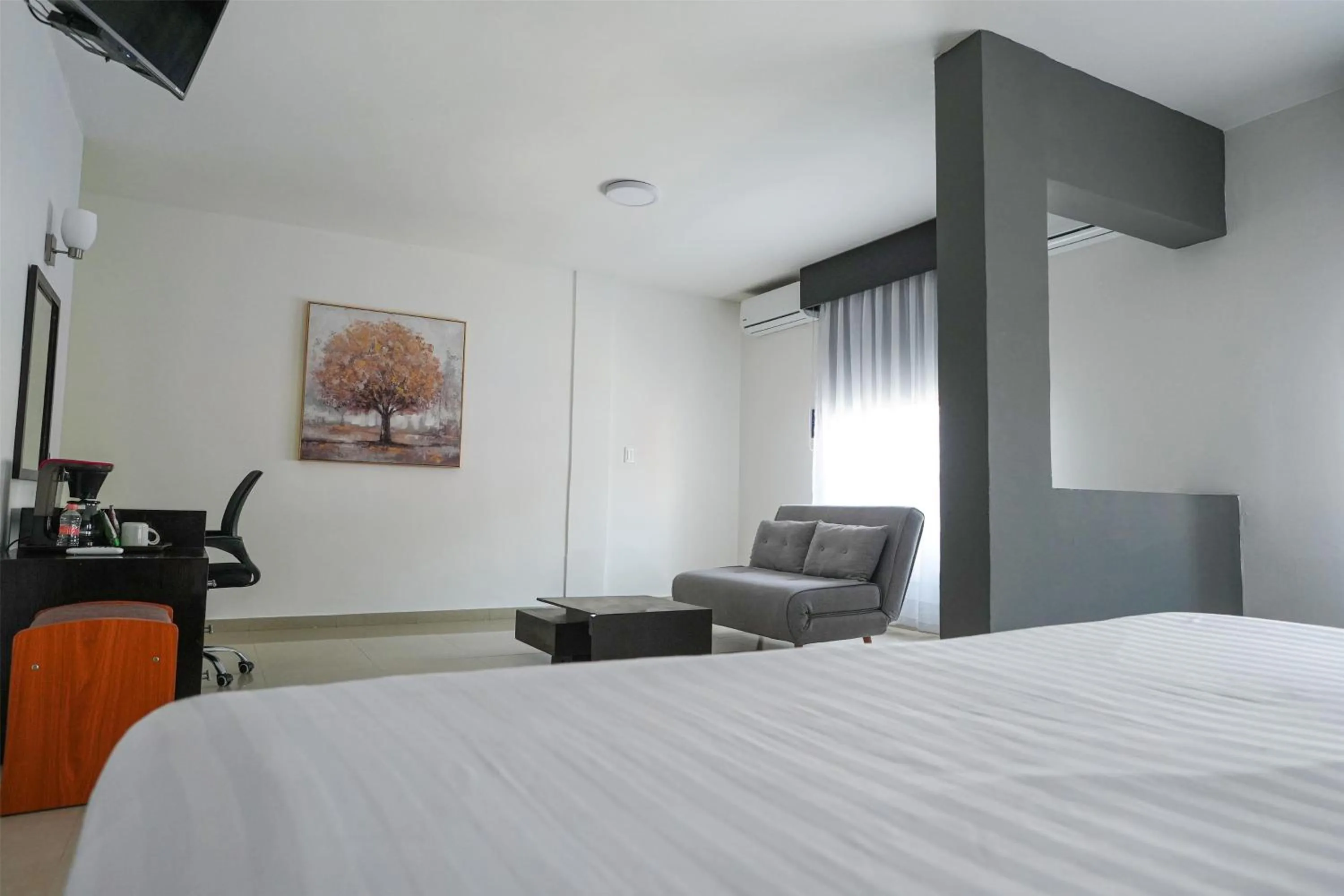 Photo of the whole room, Bed in Days Inn by Wyndham Minatitlan