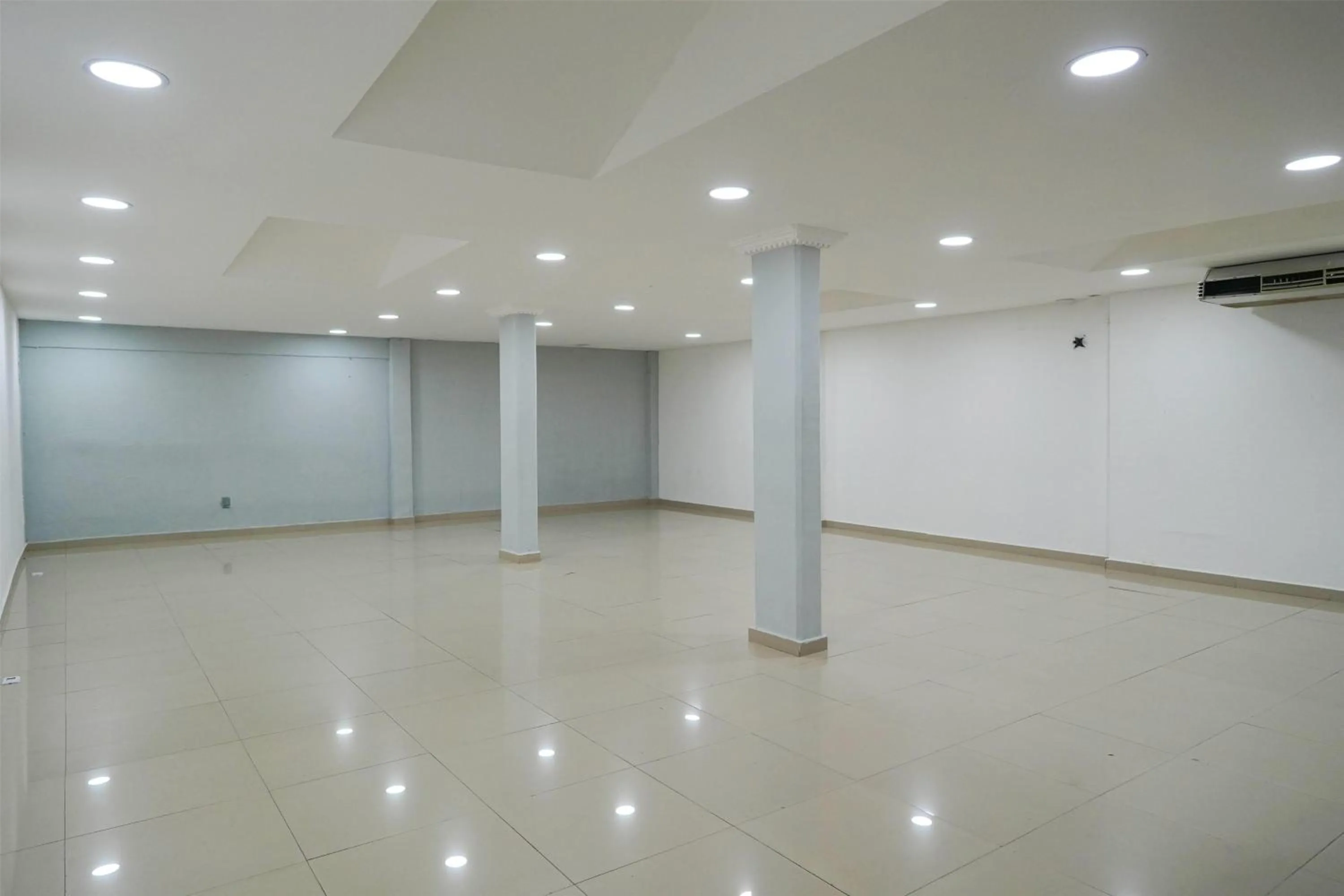 Meeting/conference room in Days Inn by Wyndham Minatitlan