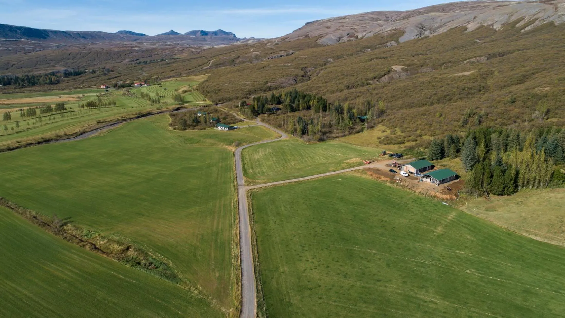 Property building in Middalskot Cottages
