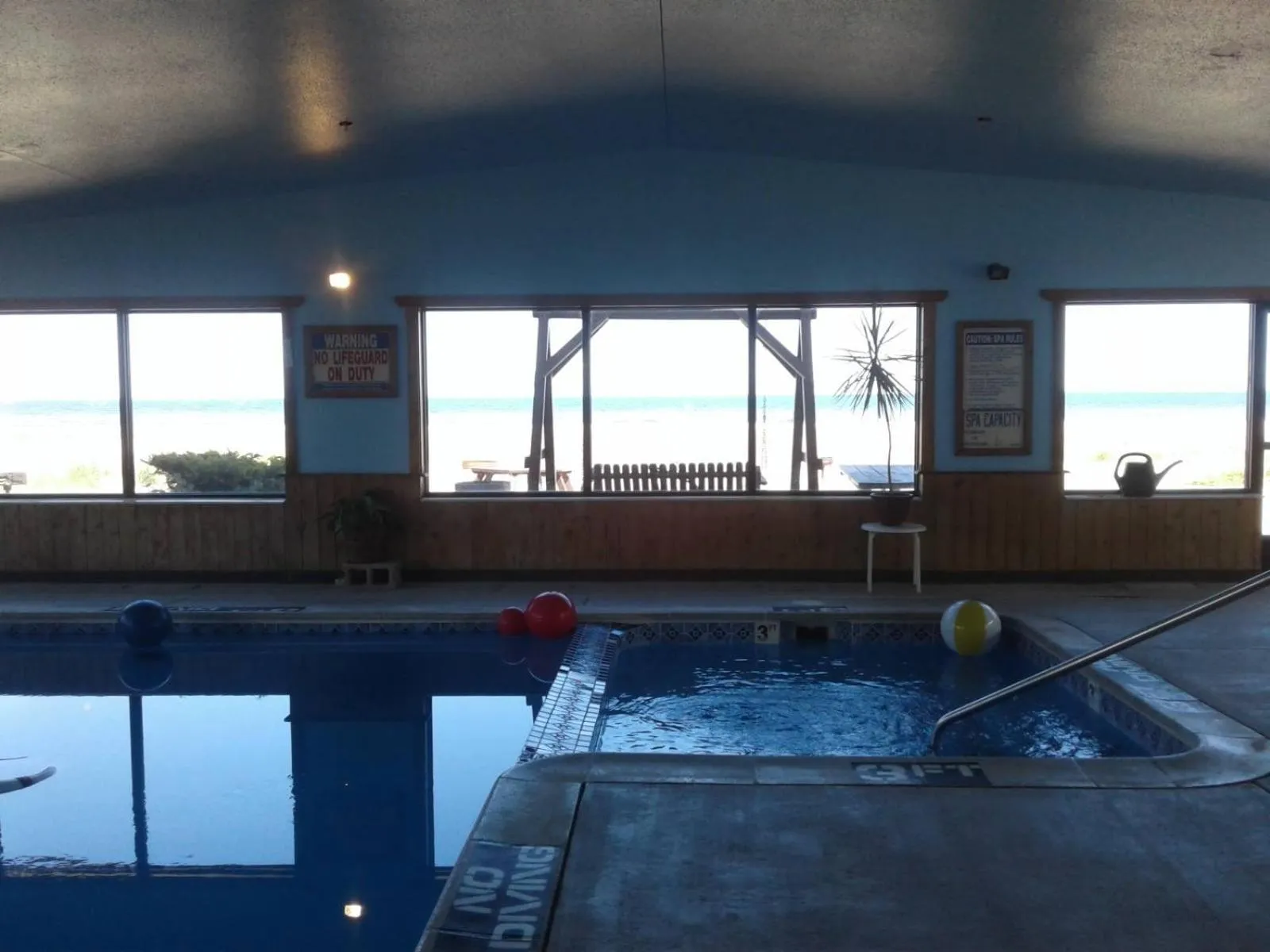 Hot Tub in Oscoda Lakeside Hotel