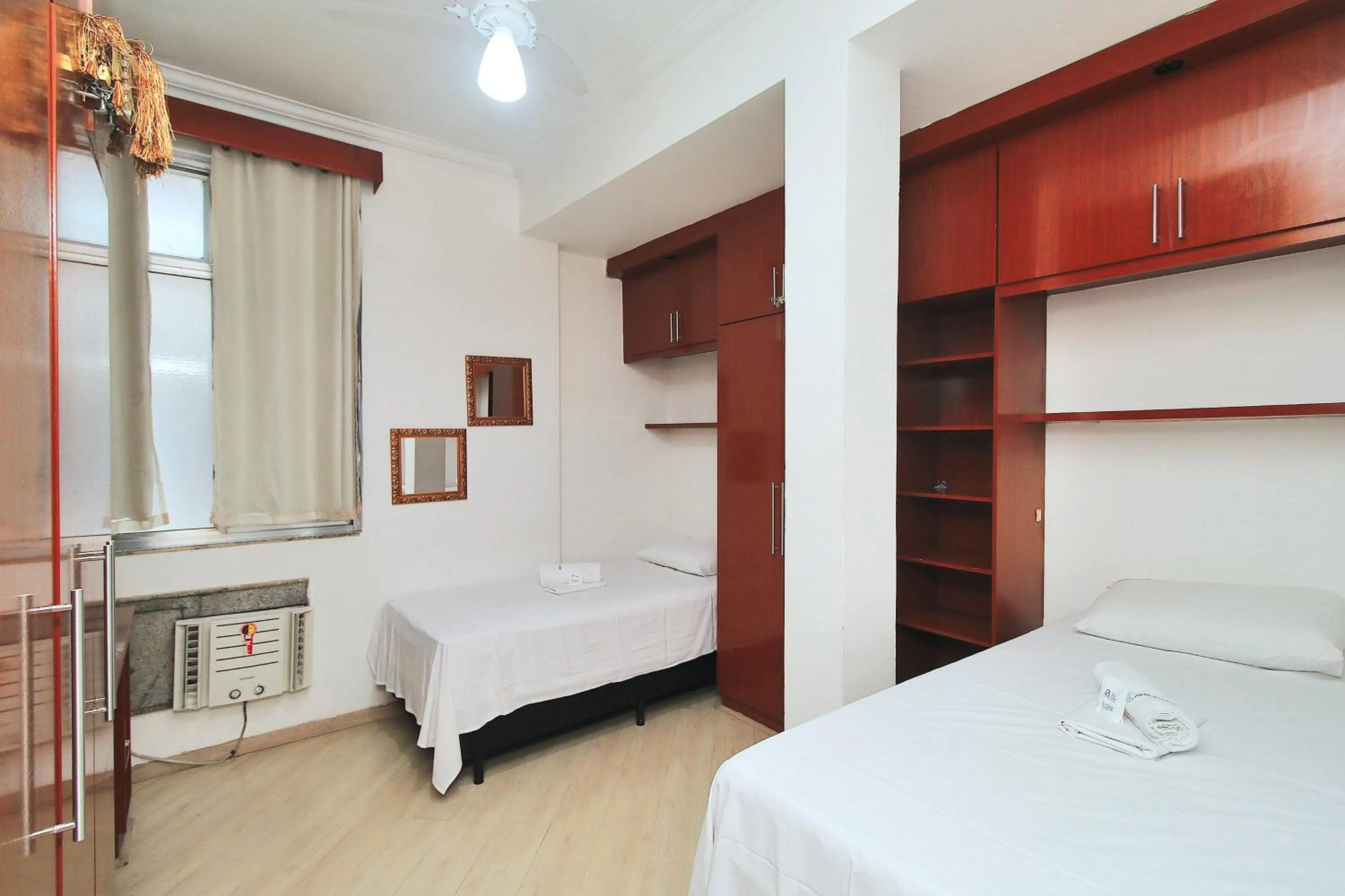 Bedroom, Bed in Rio Spot Sara 1118