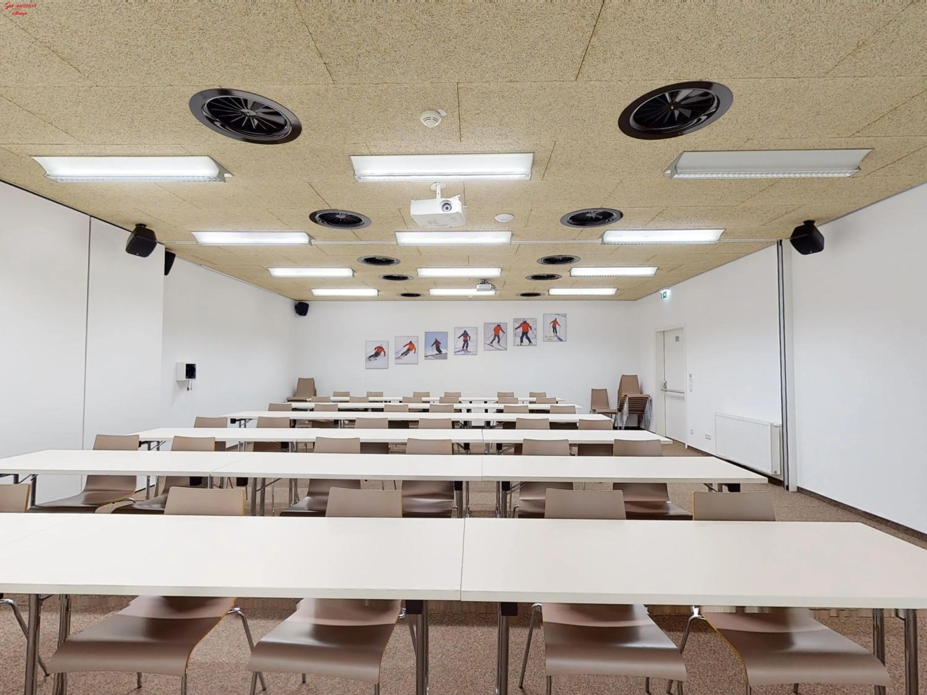 Meeting/conference room in Hotel Ski Austria St.Christoph a.A.