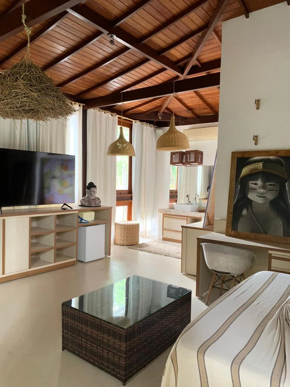 TV and multimedia in Pousada Agua de Coco